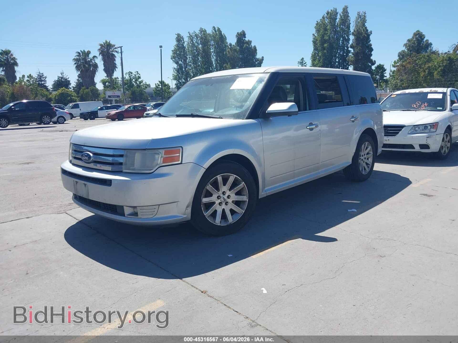 2011 FORD FLEX - VIN: 2FMGK5CC5BBD21668 - Photo 2