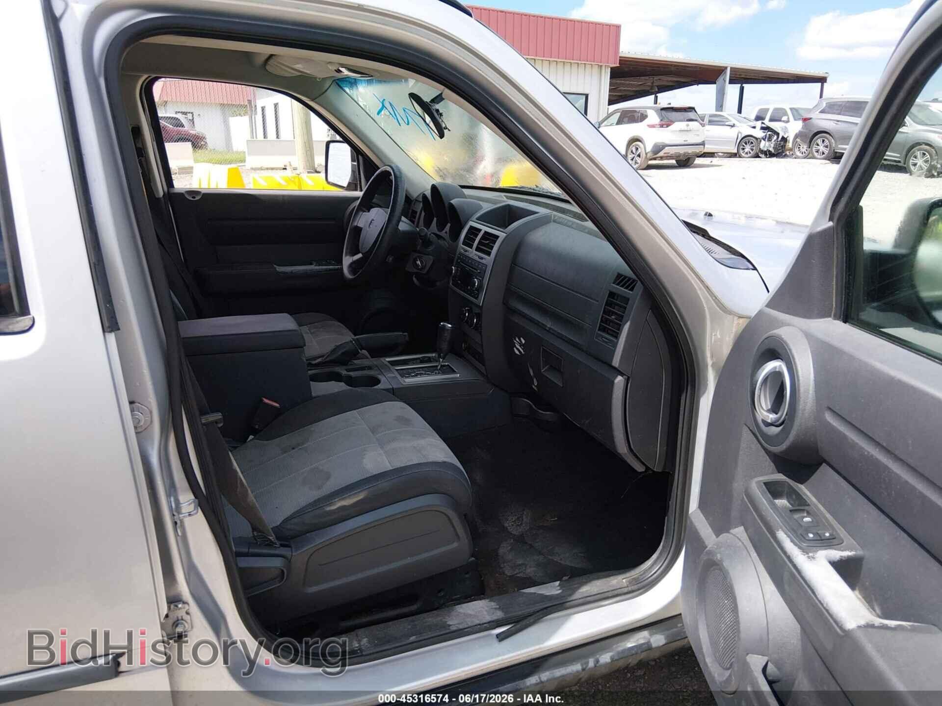 2008 DODGE NITRO - VIN: 1D8GU28K98W188564 - Photo 5