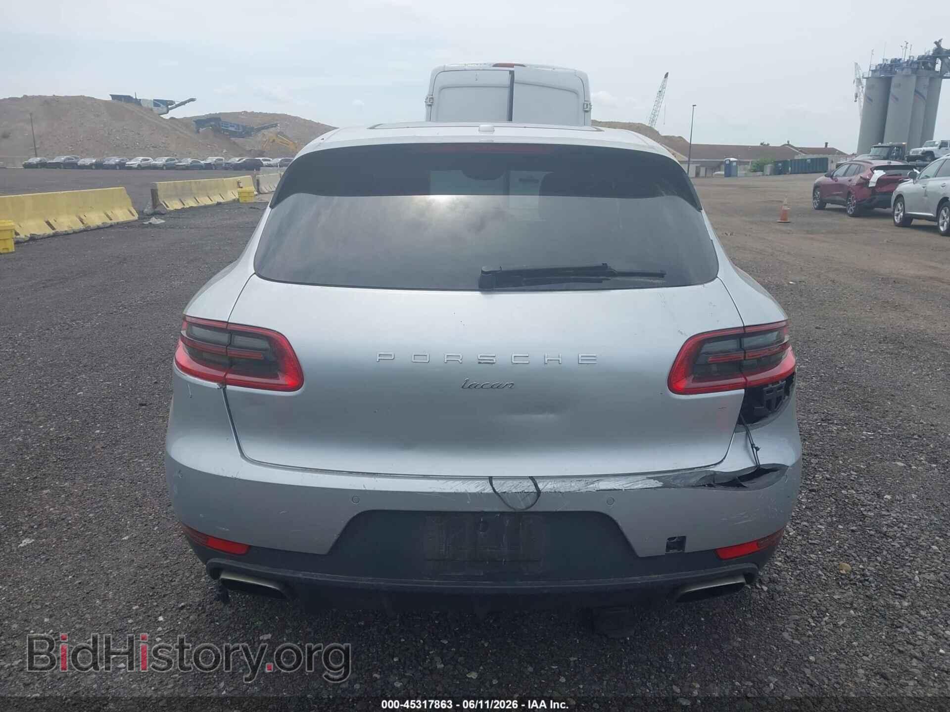 2017 PORSCHE MACAN - VIN: WP1AA2A59HLB04681 - Photo 16
