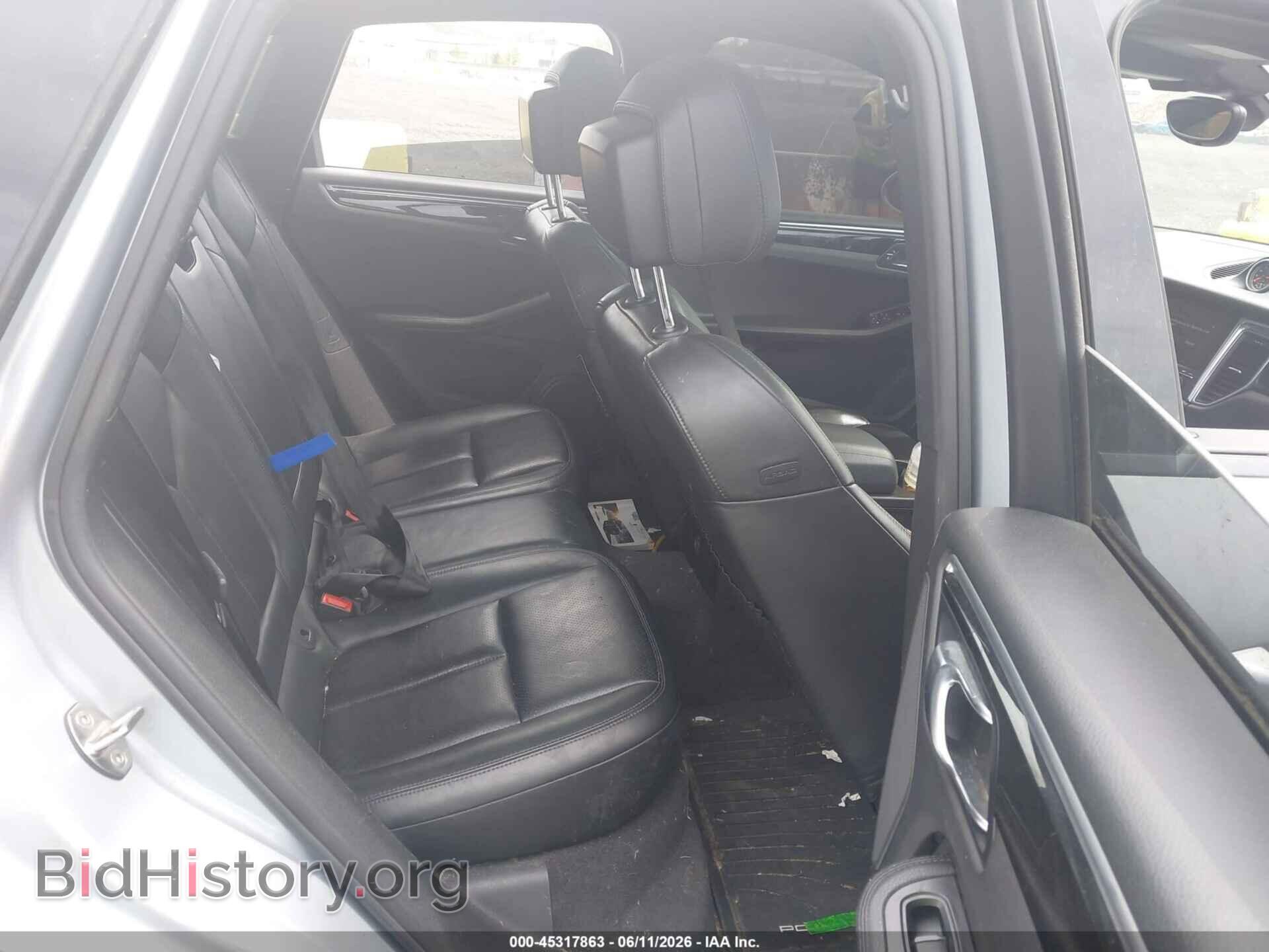 2017 PORSCHE MACAN - VIN: WP1AA2A59HLB04681 - Photo 8