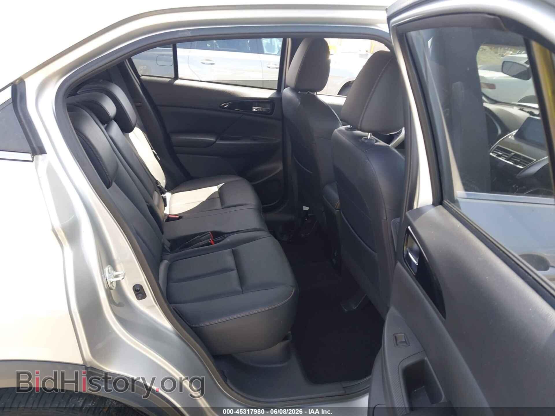2018 MITSUBISHI ECLIPSE CROSS - VIN: JA4AT5AA1JZ046072 - Photo 8