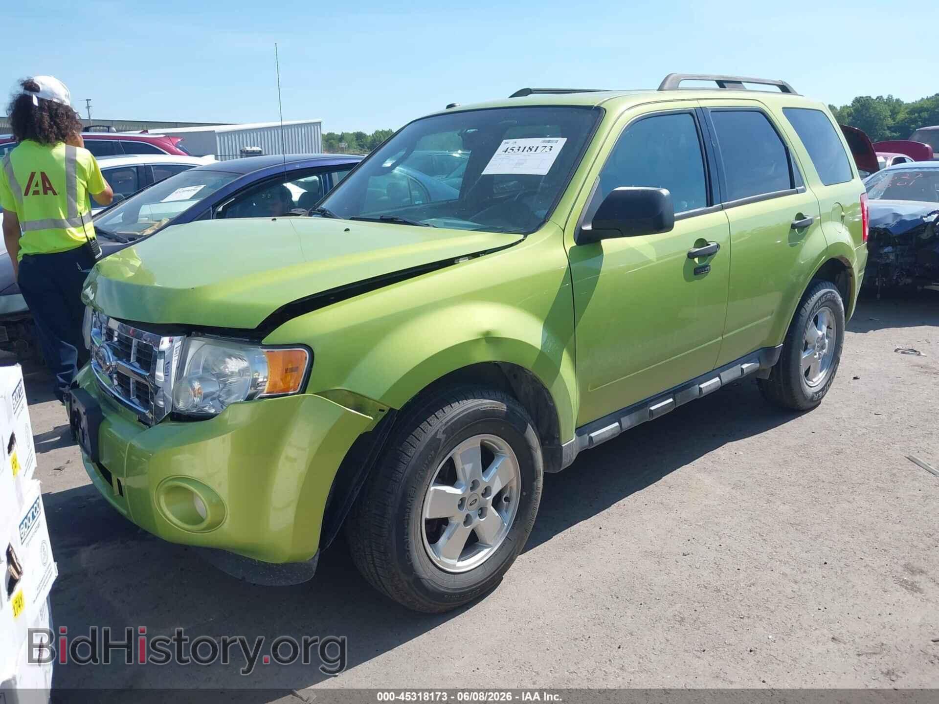 2011 FORD ESCAPE - VIN: 1FMCU0D79BKB65069 - Photo 2