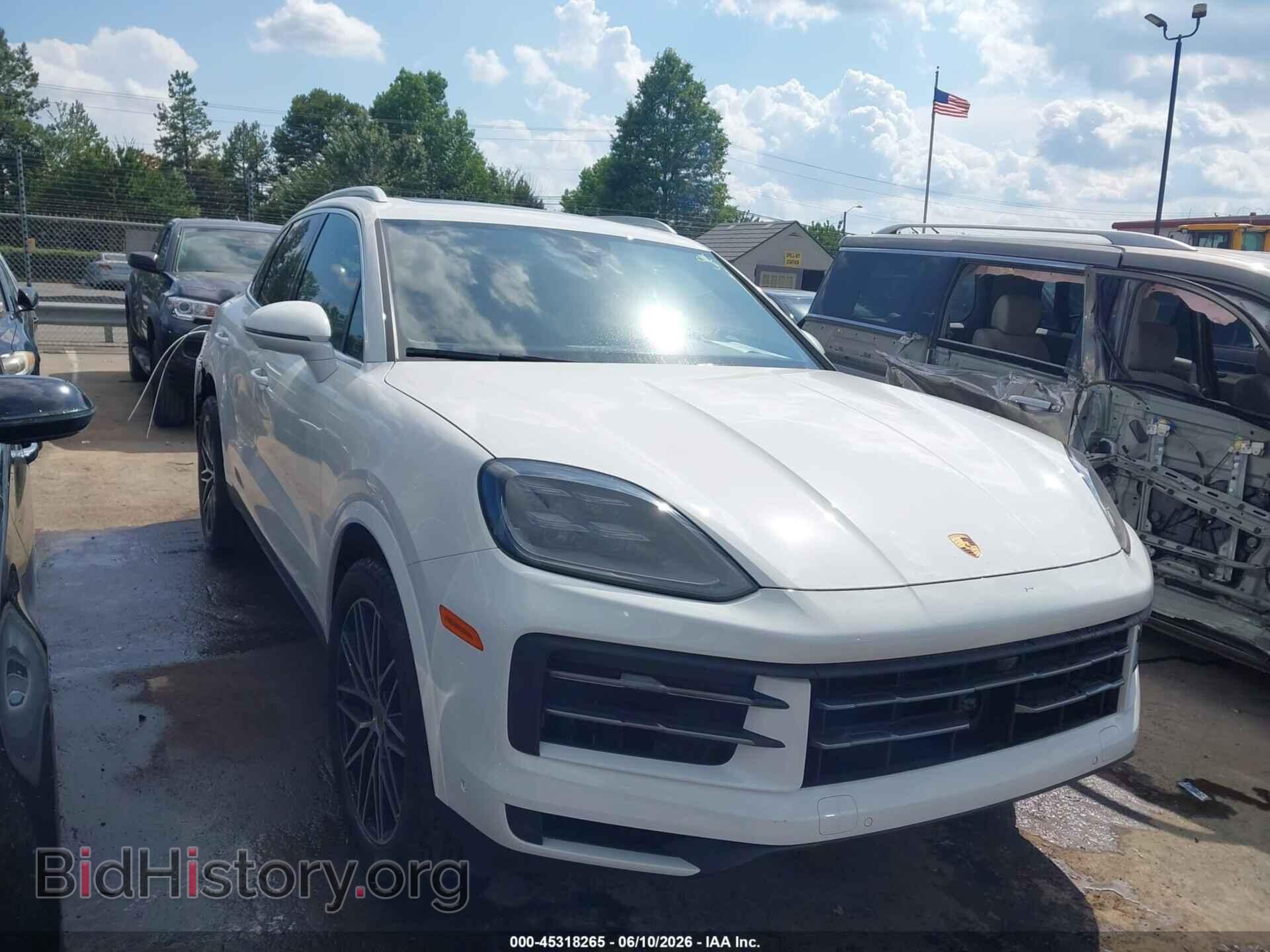 Photo WP1AA2AY5RDA14496 - PORSCHE CAYENNE 2024