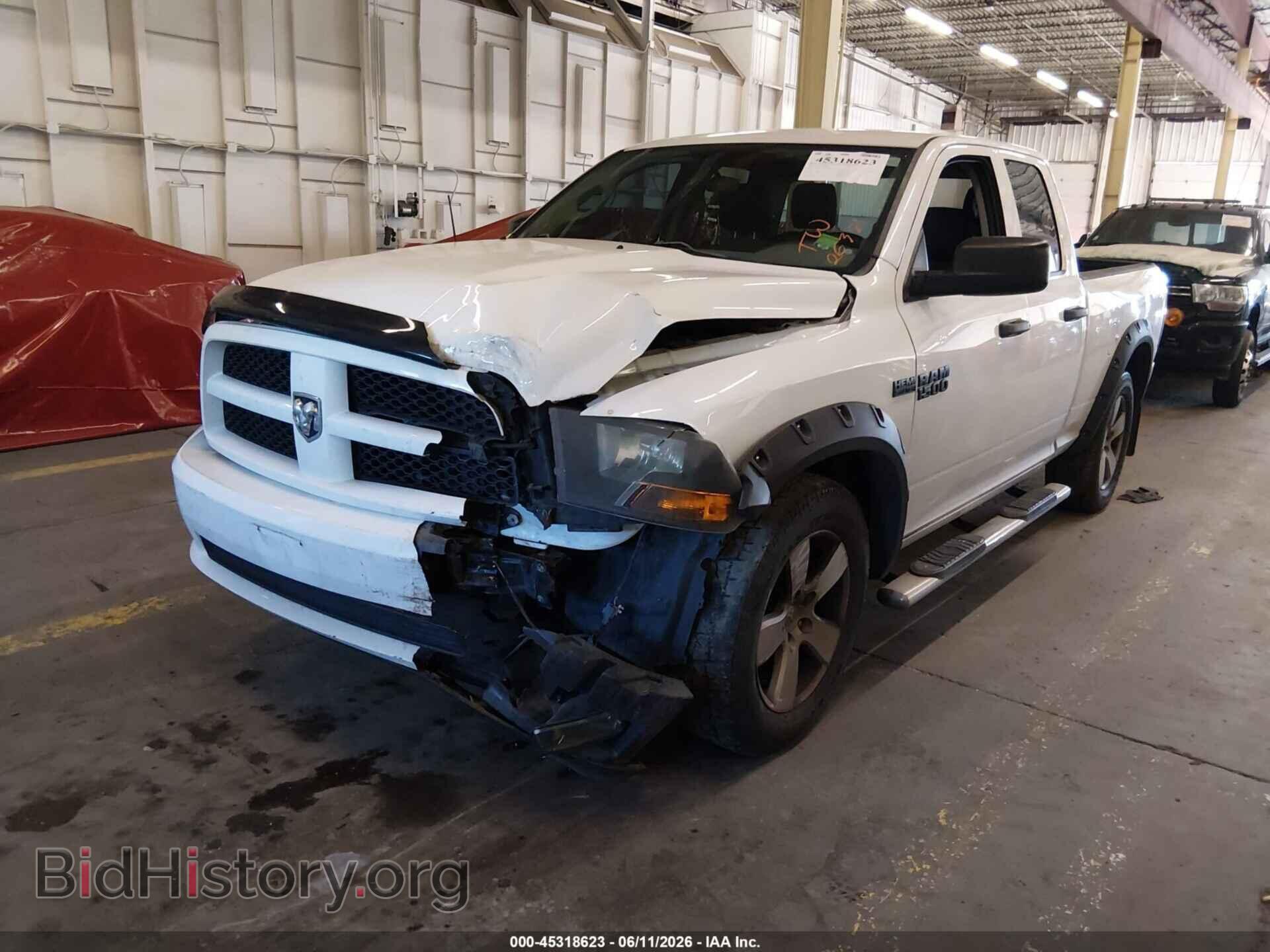 2012 RAM 1500 - VIN: 1C6RD7FT3CS260429 - Photo 2