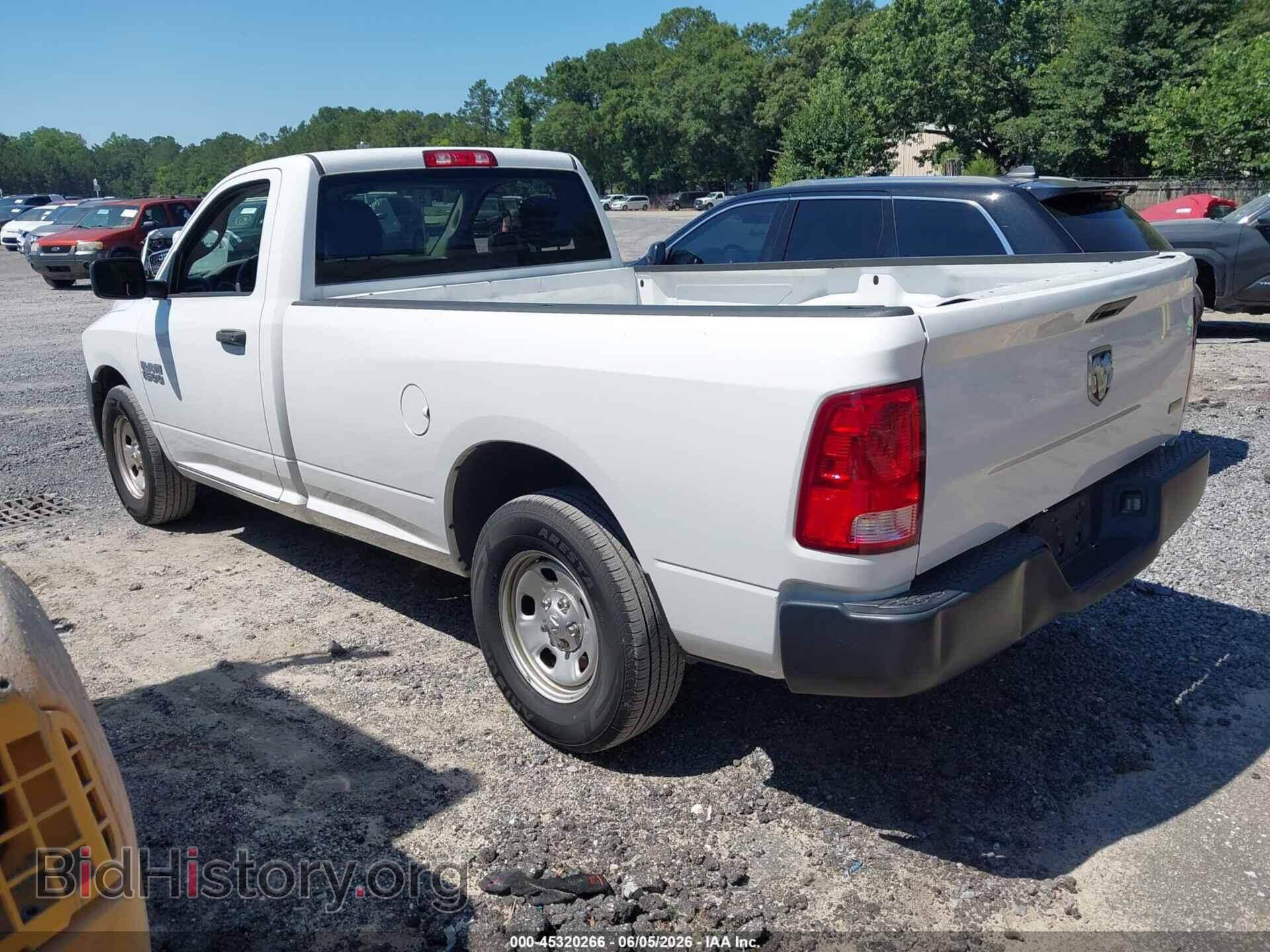 2018 RAM 1500 - VIN: 3C6JR6DG5JG321492 - Фото 3