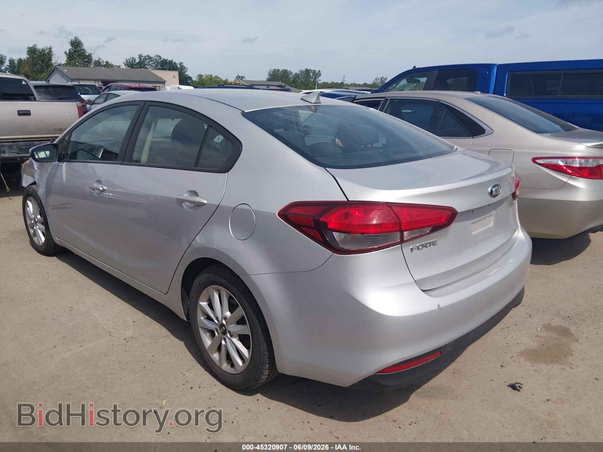 2017 KIA FORTE - VIN: 3KPFL4A77HE009785 - Фото 3