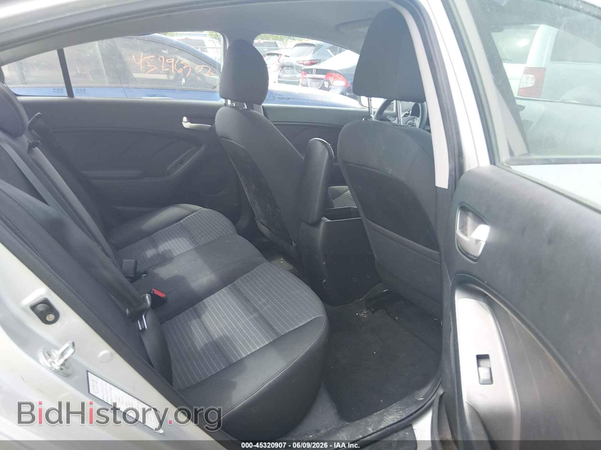 2017 KIA FORTE - VIN: 3KPFL4A77HE009785 - Фото 8