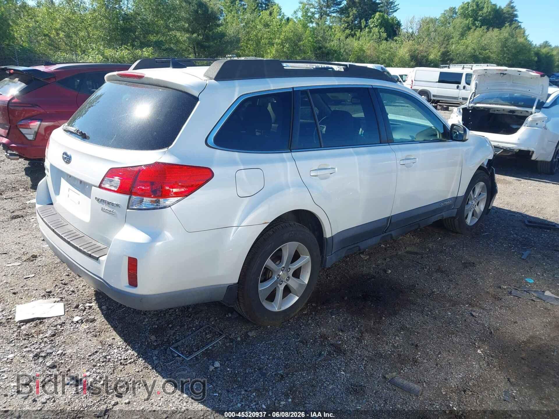 2014 SUBARU OUTBACK - VIN: 4S4BRBLC1E3241535 - Photo 4