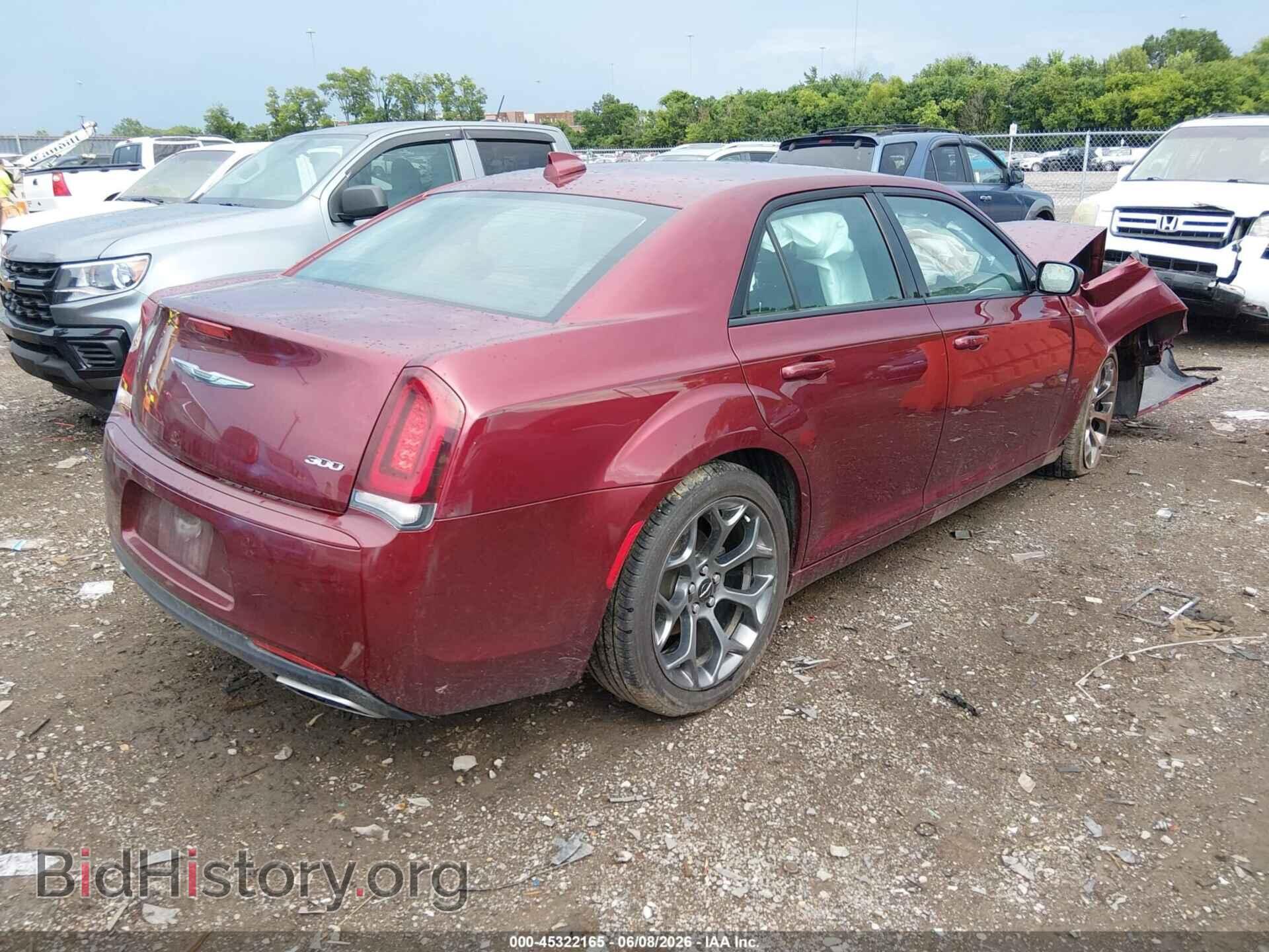 2018 CHRYSLER 300 - VIN: 2C3CCAAGXJH250093 - Фото 4