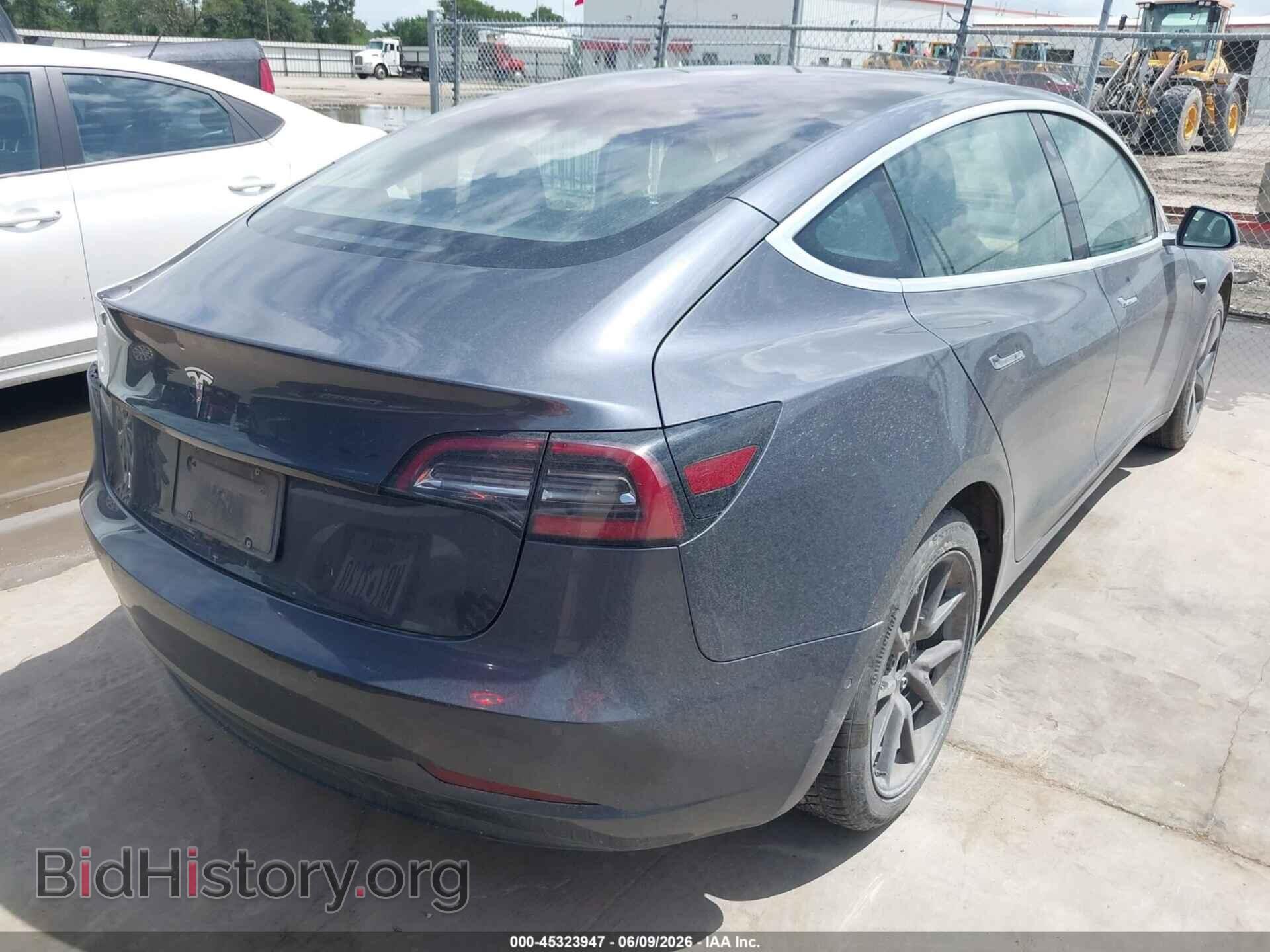 2018 TESLA MODEL 3 - VIN: 5YJ3E1EA2JF158221 - Photo 4