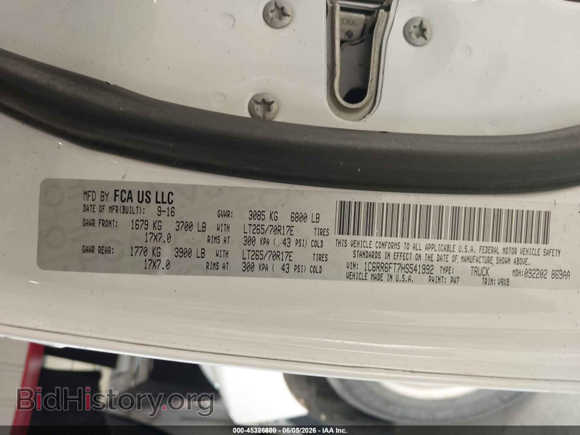 2017 RAM 1500 - VIN: 1C6RR6FT7HS541992 - Фото 9