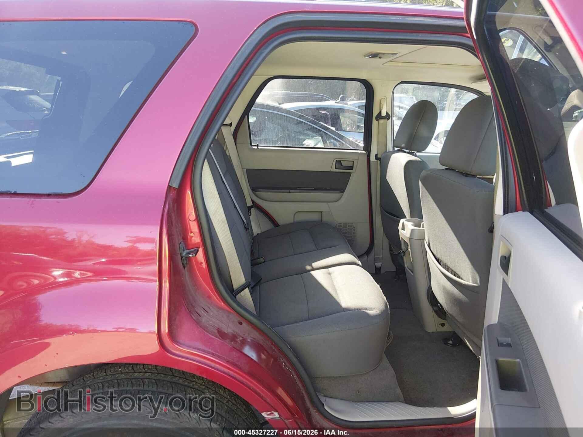 2009 FORD ESCAPE - VIN: 1FMCU03739KA93460 - Фото 8