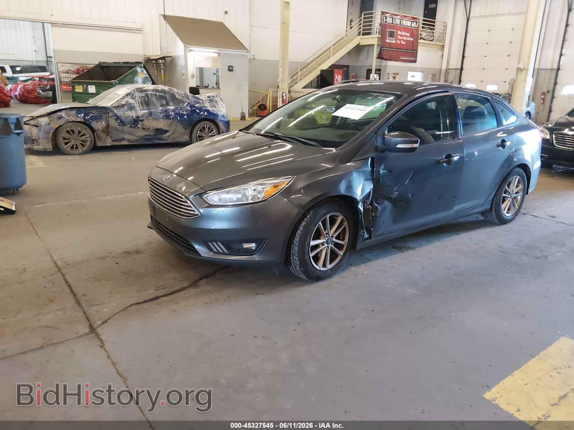 2016 FORD FOCUS - VIN: 1FADP3F27GL406315 - Фото 2
