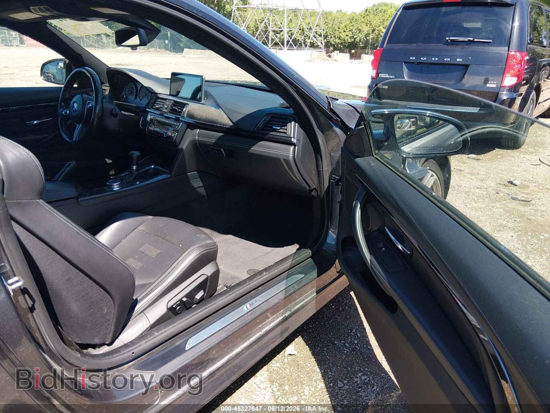 2015 BMW M4 - VIN: WBS3R9C54FK332172 - Photo 5
