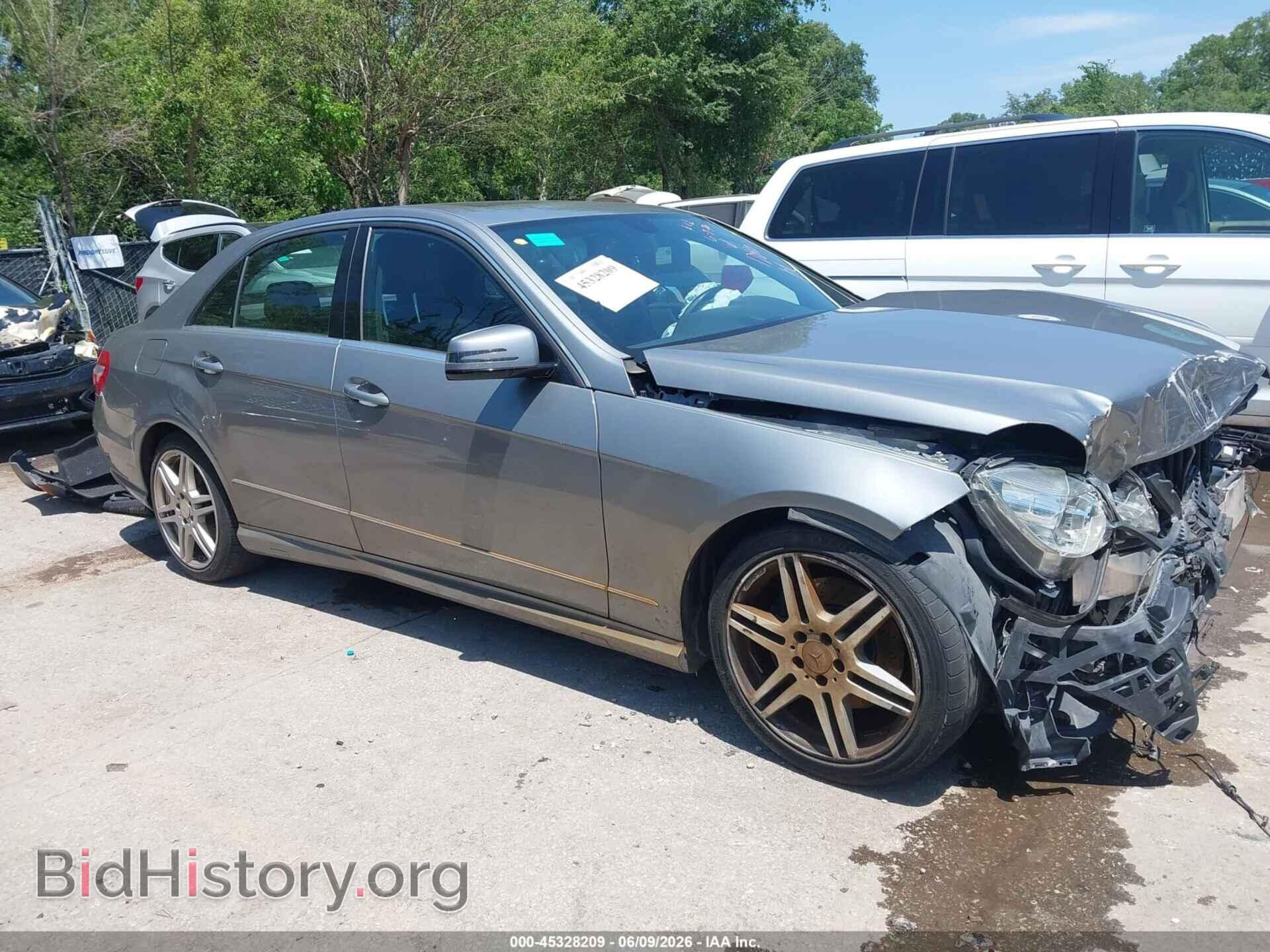 Photo WDDHF8HB1BA291780 - MERCEDES-BENZ E 350 2011