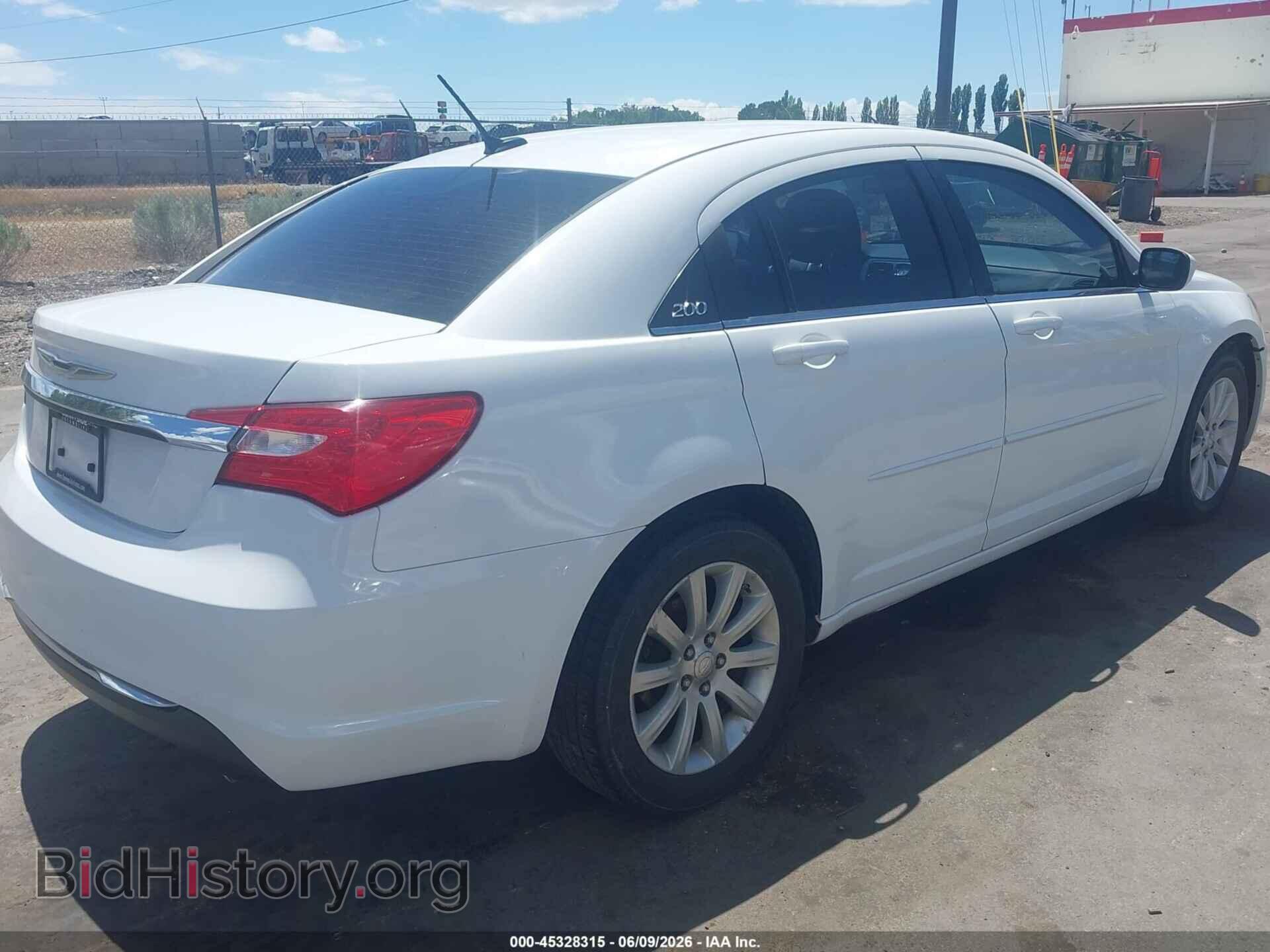 2012 CHRYSLER 200 - VIN: 1C3CCBBG1CN321616 - Фото 4