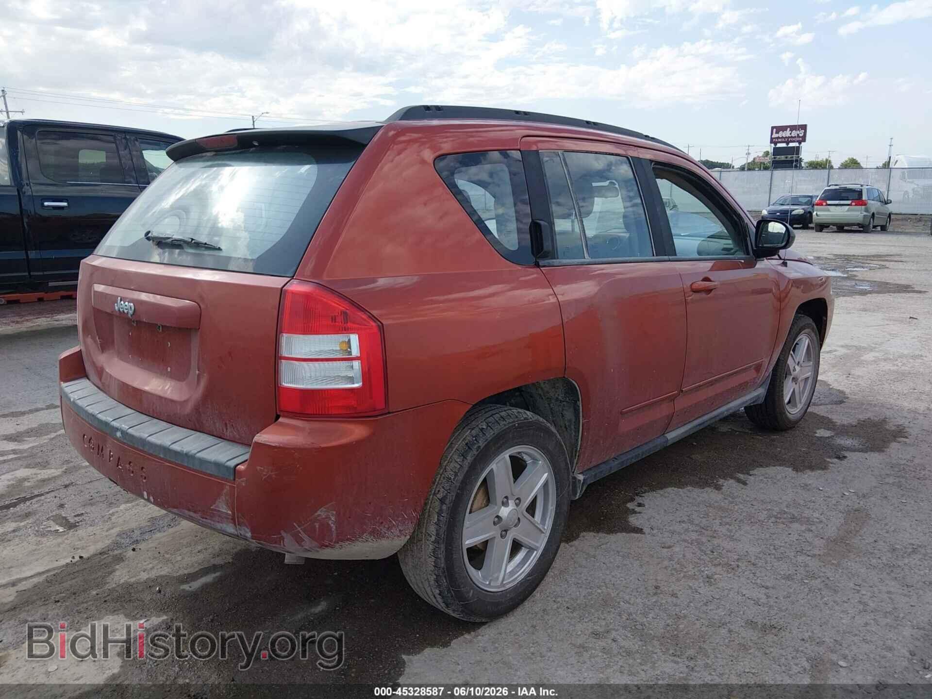 2010 JEEP COMPASS - VIN: 1J4NT4FB7AD571258 - Фото 4