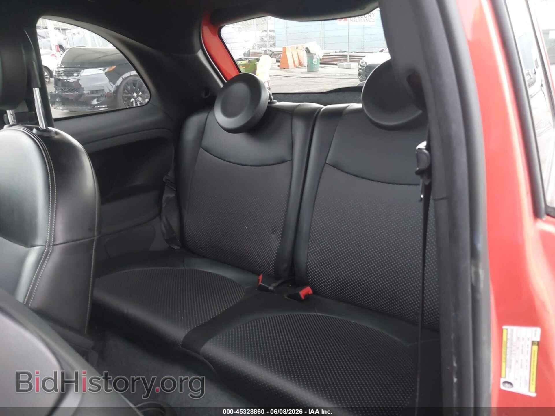 2017 FIAT 500E - VIN: 3C3CFFGE1HT547748 - Photo 8