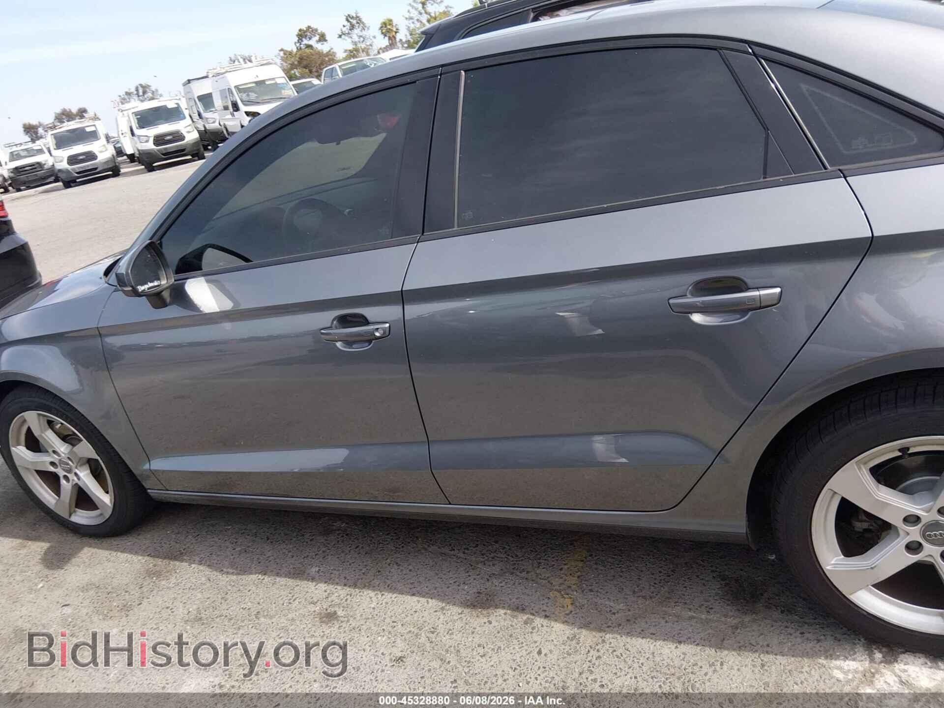 2019 AUDI A3 - VIN: WAUAUGFF5K1010935 - Фото 14