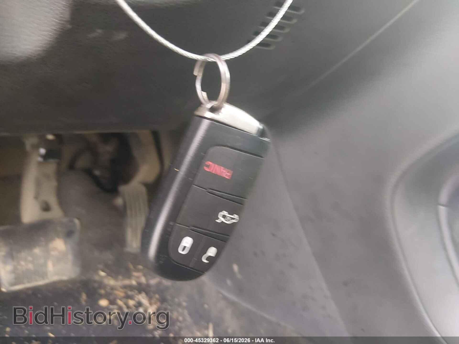 2016 CHRYSLER 200 - VIN: 1C3CCCAB1GN147399 - Фото 11