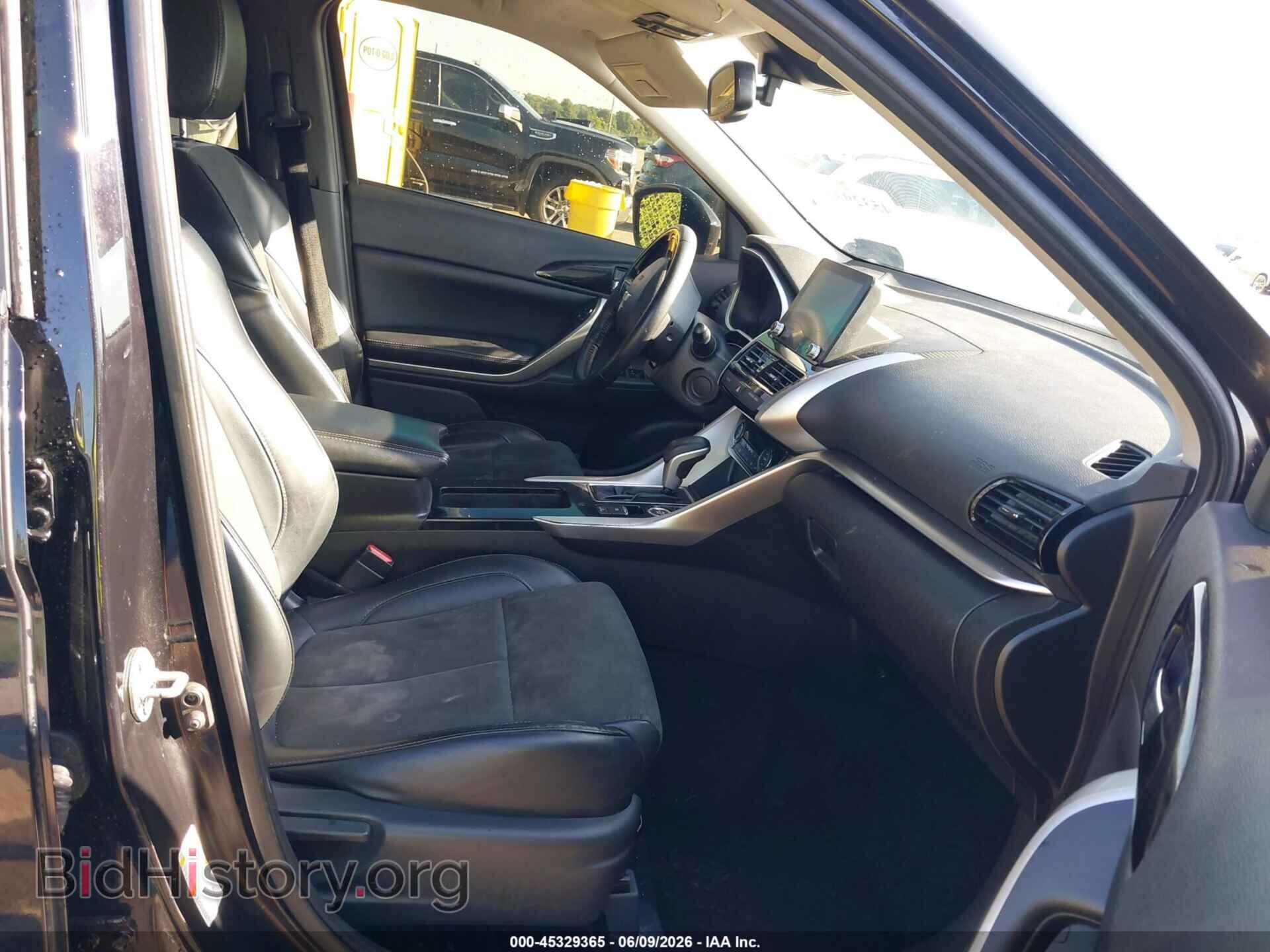 2024 MITSUBISHI ECLIPSE CROSS - VIN: JA4ATWAAXRZ004548 - Photo 5