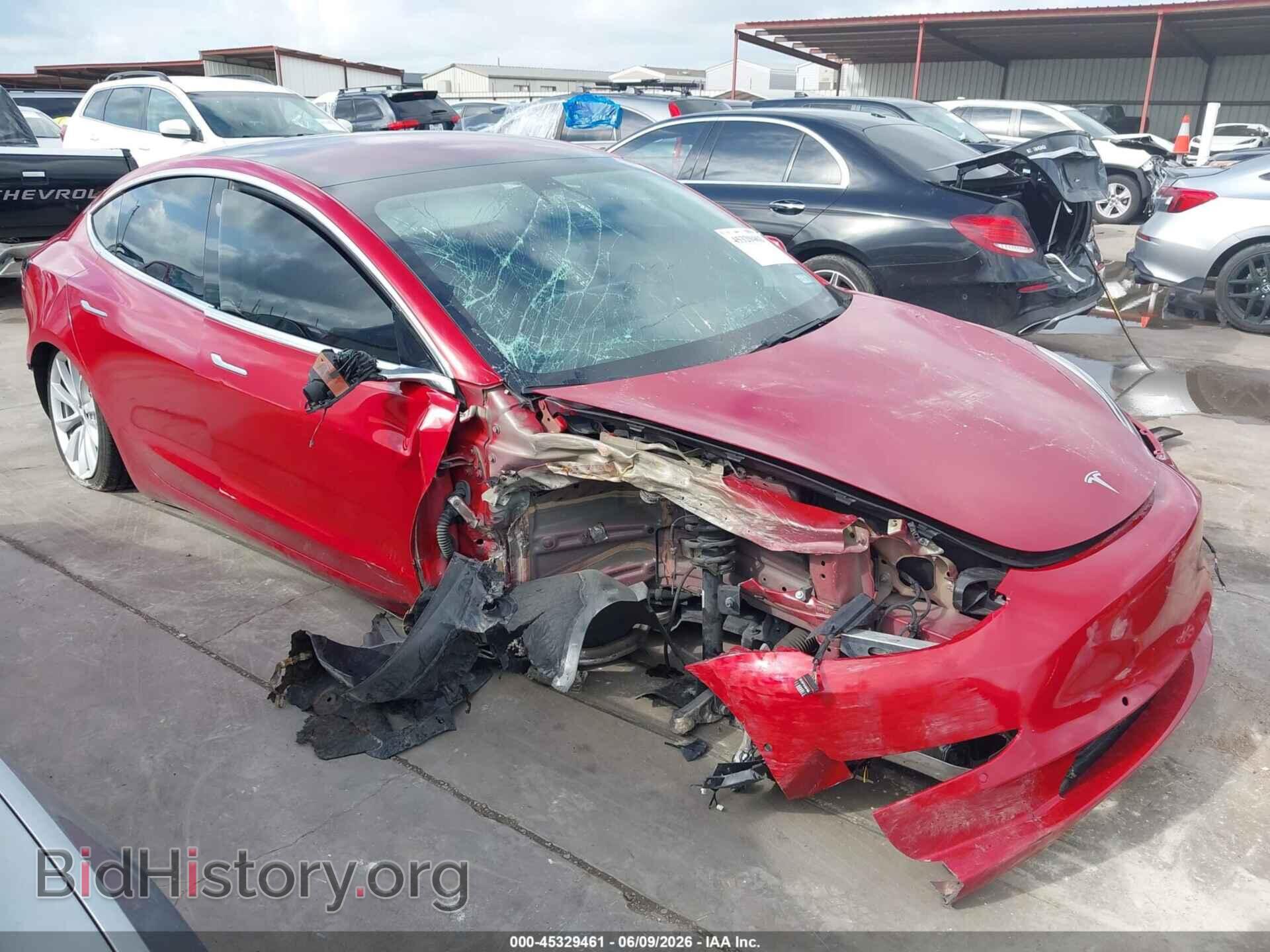 Photo 5YJ3E1EA5JF018132 - TESLA MODEL 3 2018
