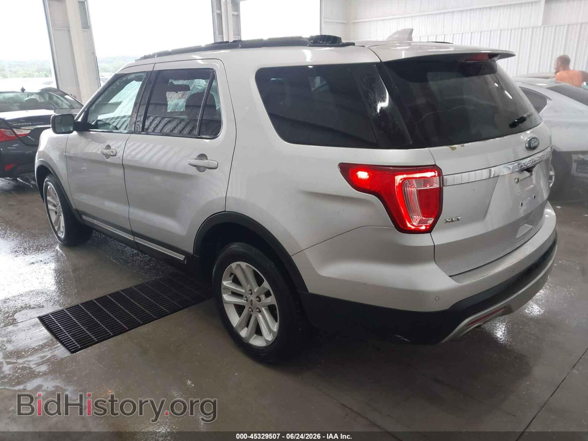 2017 FORD EXPLORER - VIN: 1FM5K7D8XHGE10893 - Photo 3