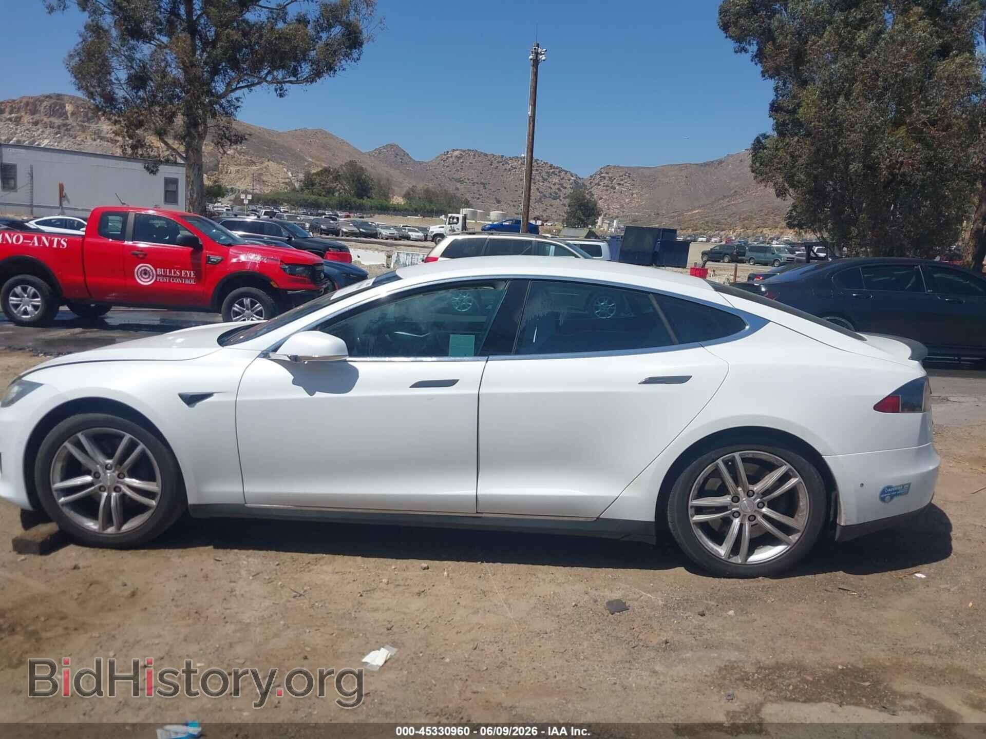 2016 TESLA MODEL S - VIN: 5YJSA1E17GF123402 - Фото 13
