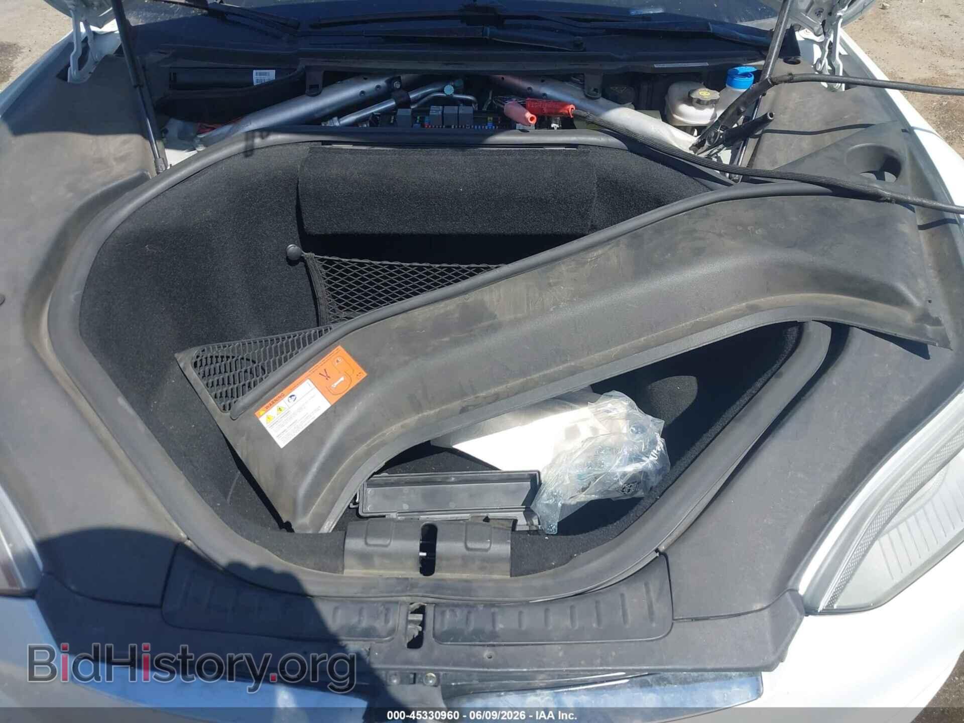 2016 TESLA MODEL S - VIN: 5YJSA1E17GF123402 - Фото 10