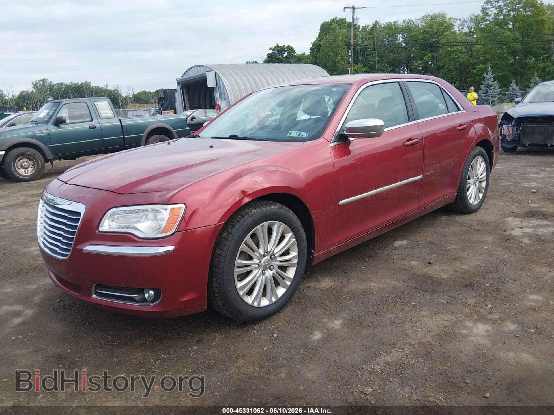 2014 CHRYSLER 300 - VIN: 2C3CCARG1EH151060 - Фото 2