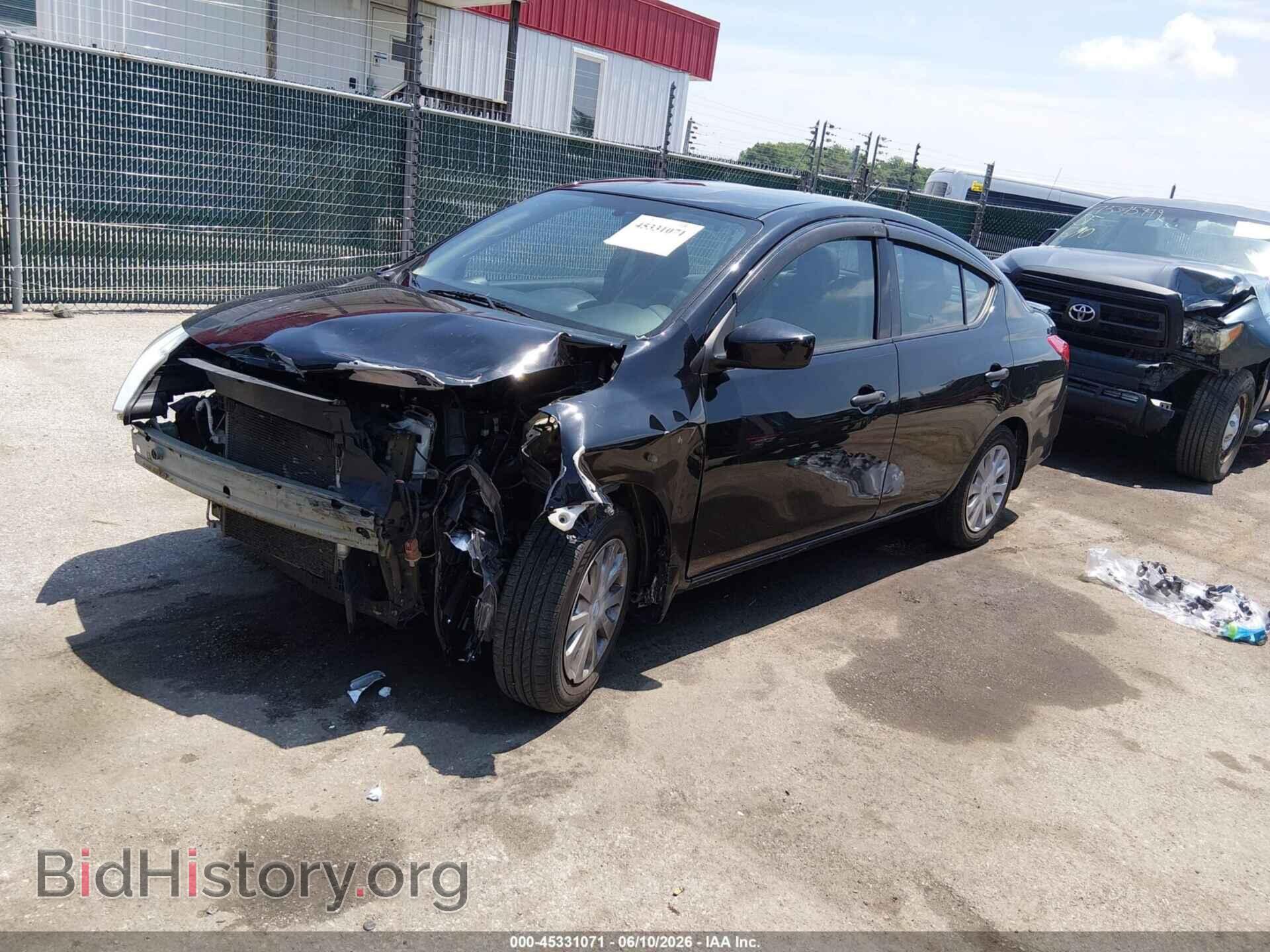 2019 NISSAN VERSA - VIN: 3N1CN7AP3KL806474 - Photo 2