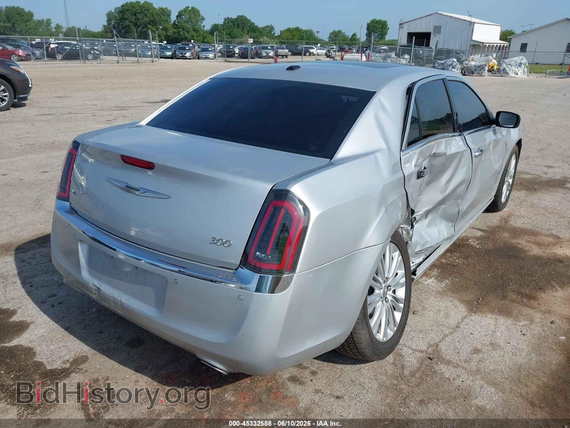 2012 CHRYSLER 300 - VIN: 2C3CCAHG7CH313790 - Photo 4