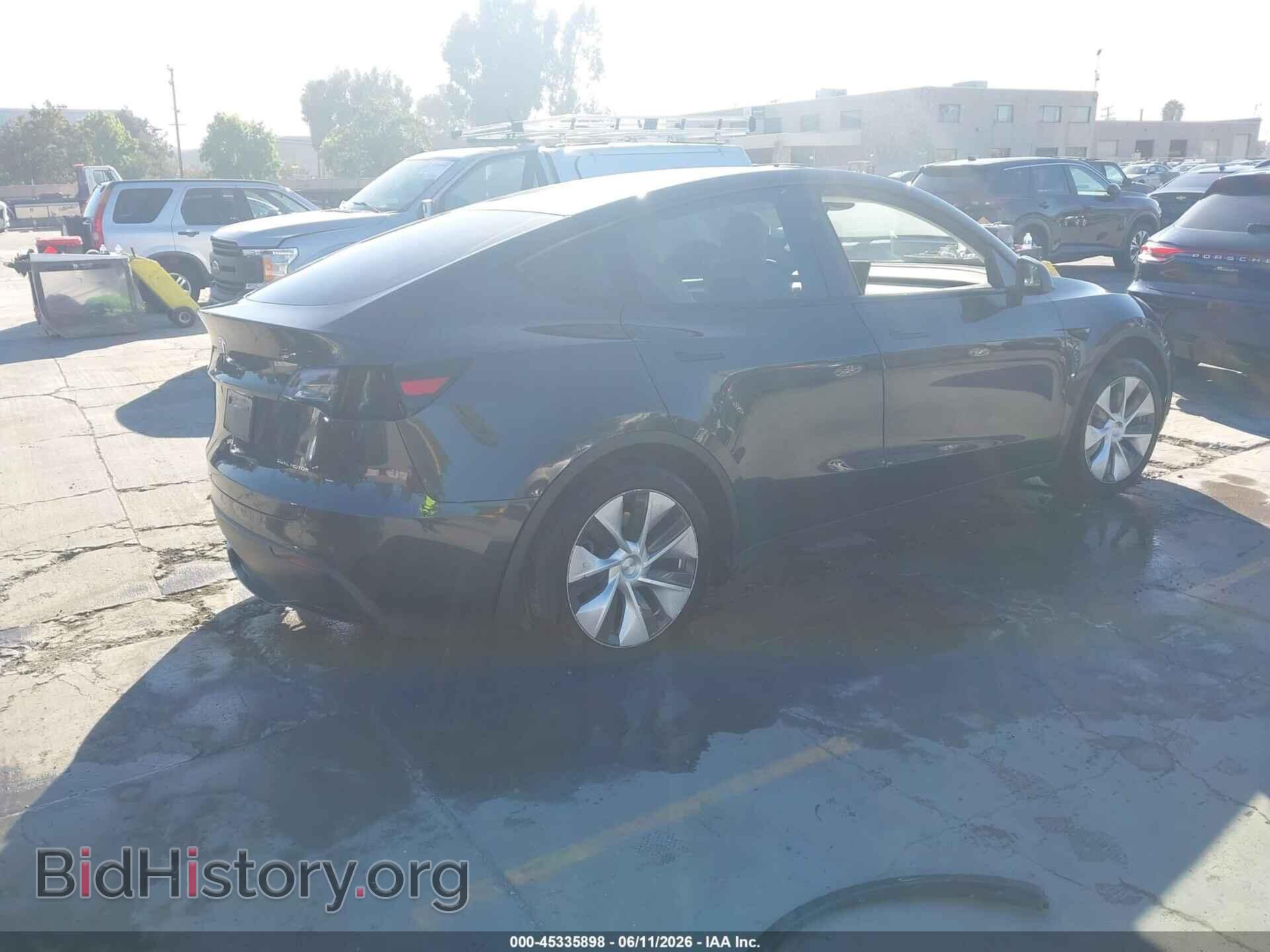 2024 TESLA MODEL Y - VIN: 7SAYGAEE5RF004782 - Фото 4