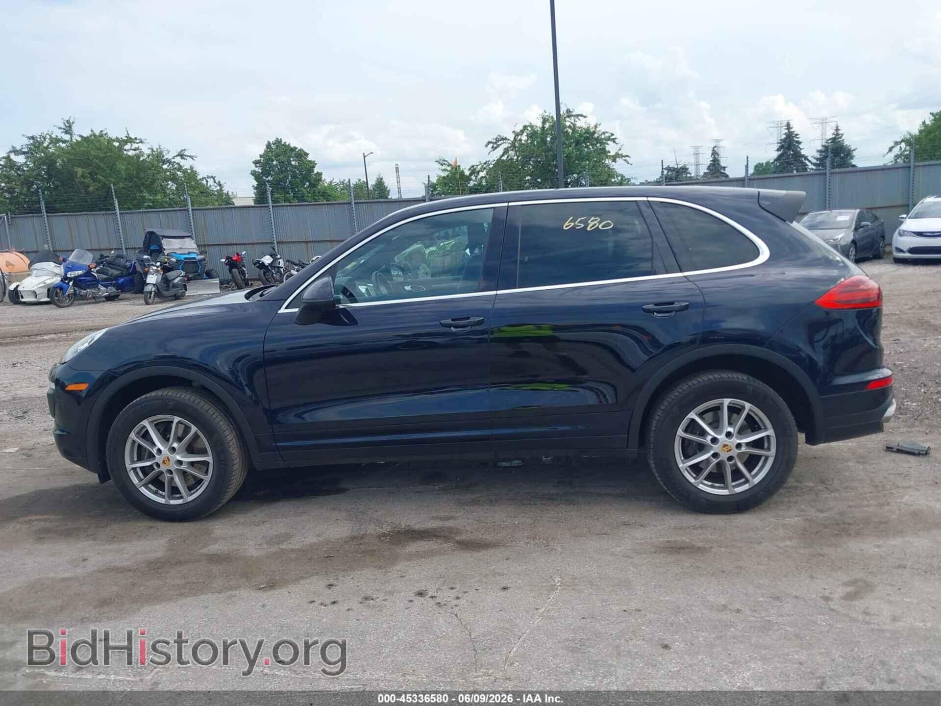 2016 PORSCHE CAYENNE - VIN: WP1AA2A25GKA11280 - Photo 14