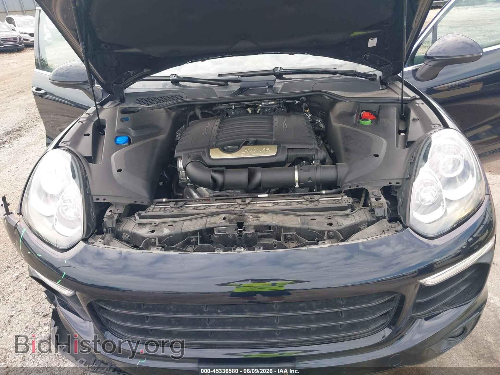 2016 PORSCHE CAYENNE - VIN: WP1AA2A25GKA11280 - Photo 10