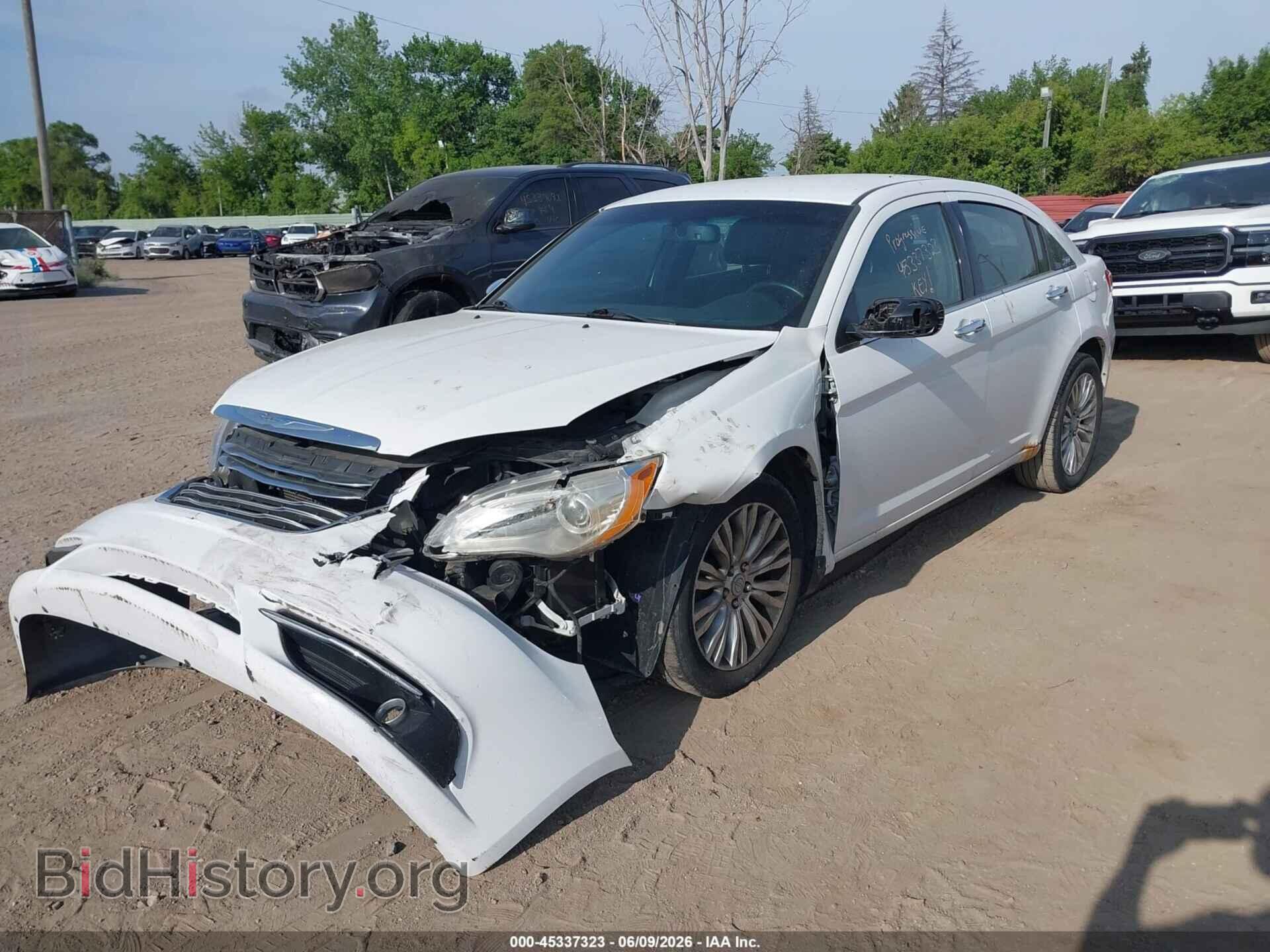 2012 CHRYSLER 200 - VIN: 1C3CCBCG0CN326465 - Photo 2