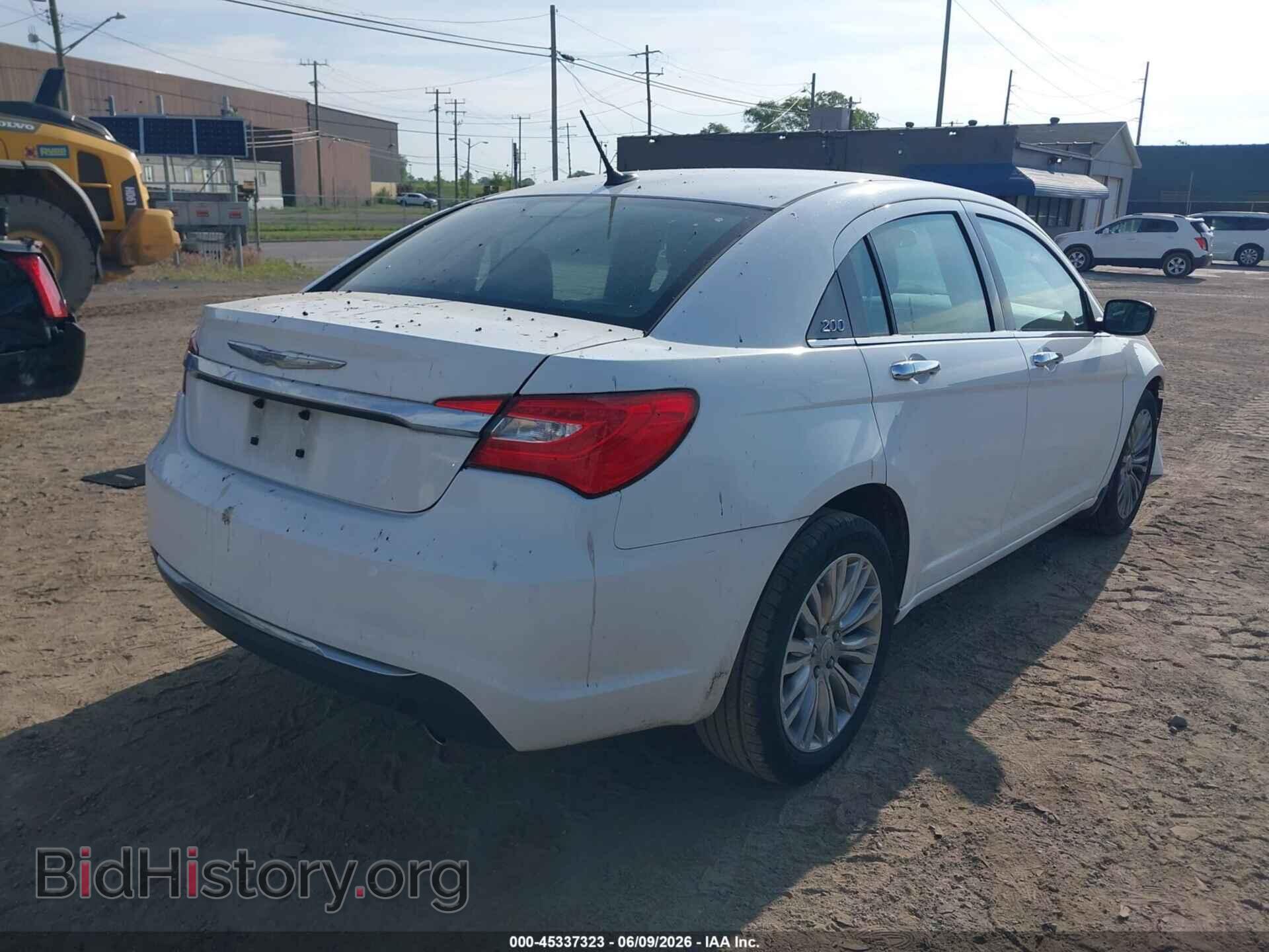 2012 CHRYSLER 200 - VIN: 1C3CCBCG0CN326465 - Photo 4