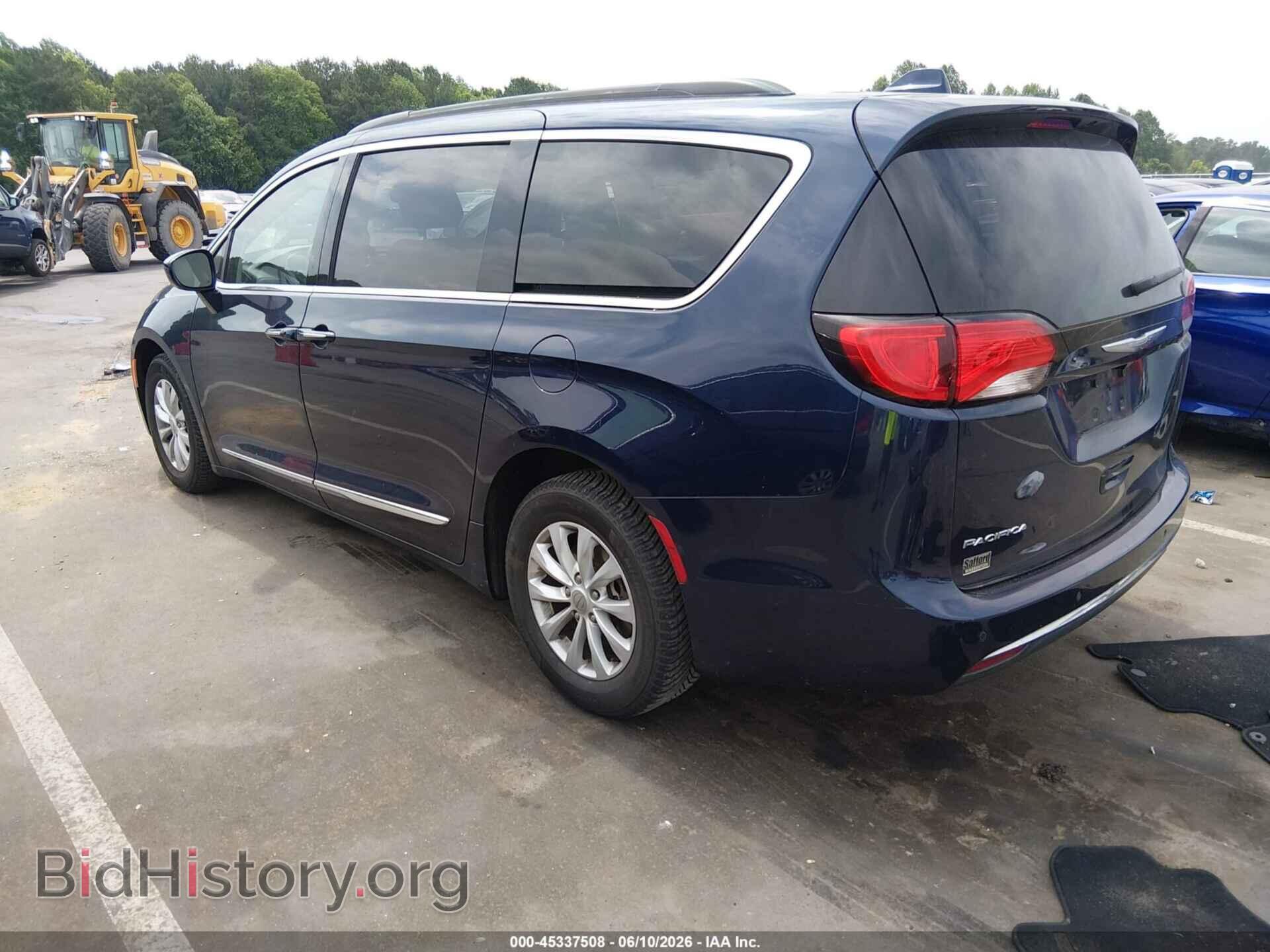 2017 CHRYSLER PACIFICA - VIN: 2C4RC1BG5HR610038 - Photo 3