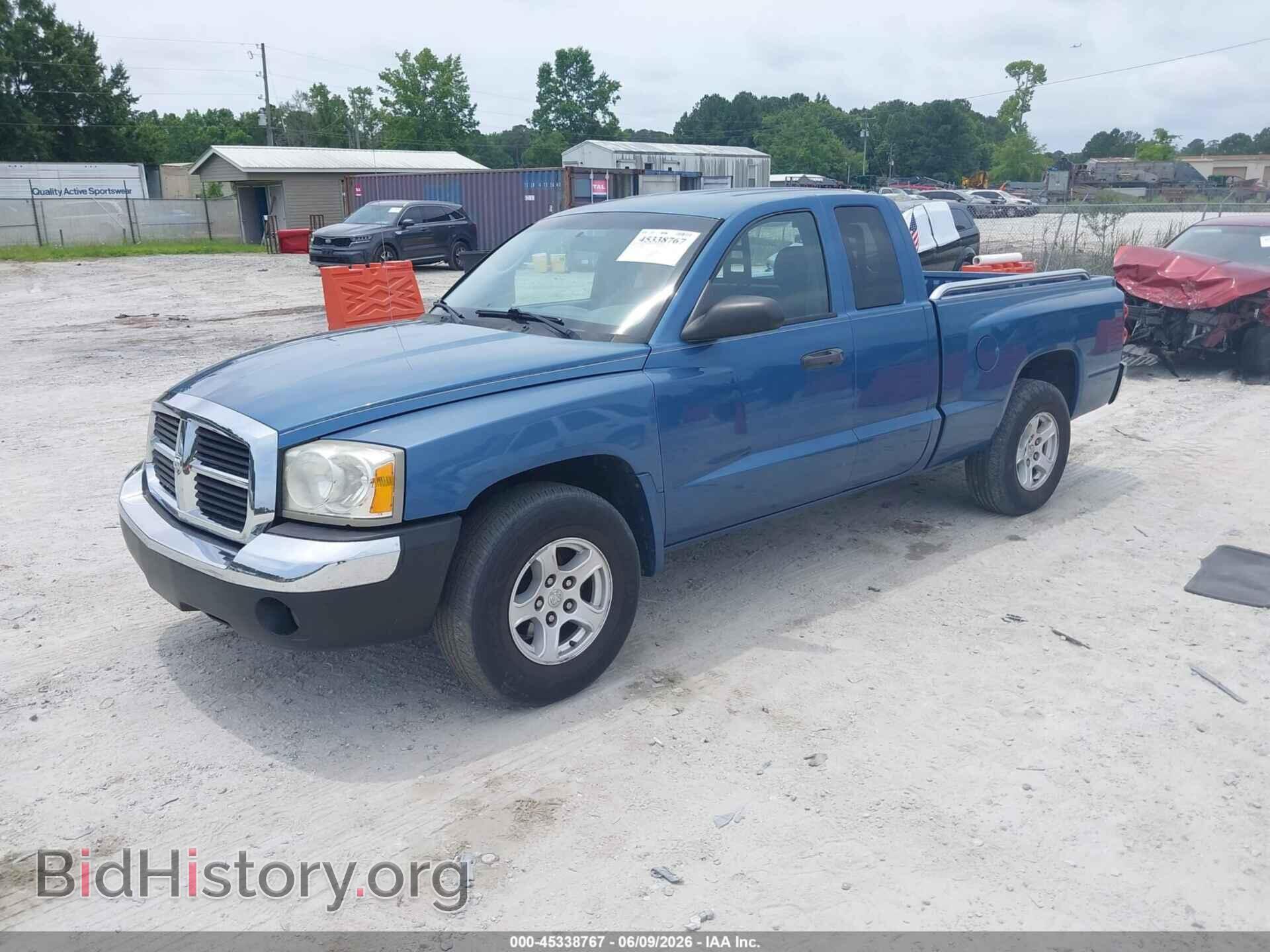 2005 DODGE DAKOTA - VIN: 1D7HE42K75S180539 - Фото 2