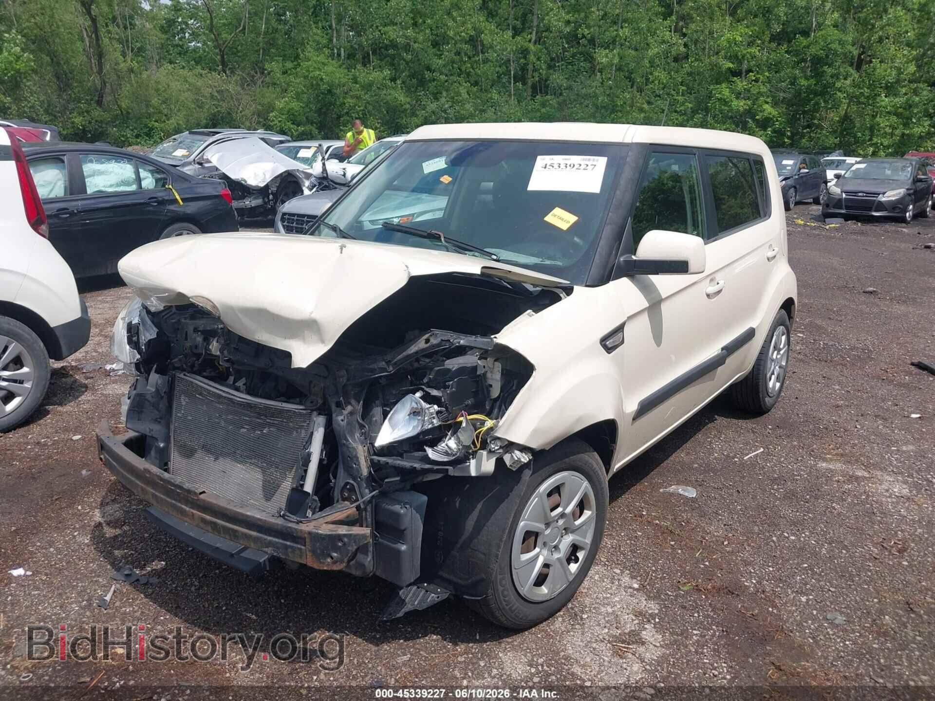 2012 KIA SOUL - VIN: KNDJT2A52C7390550 - Фото 2