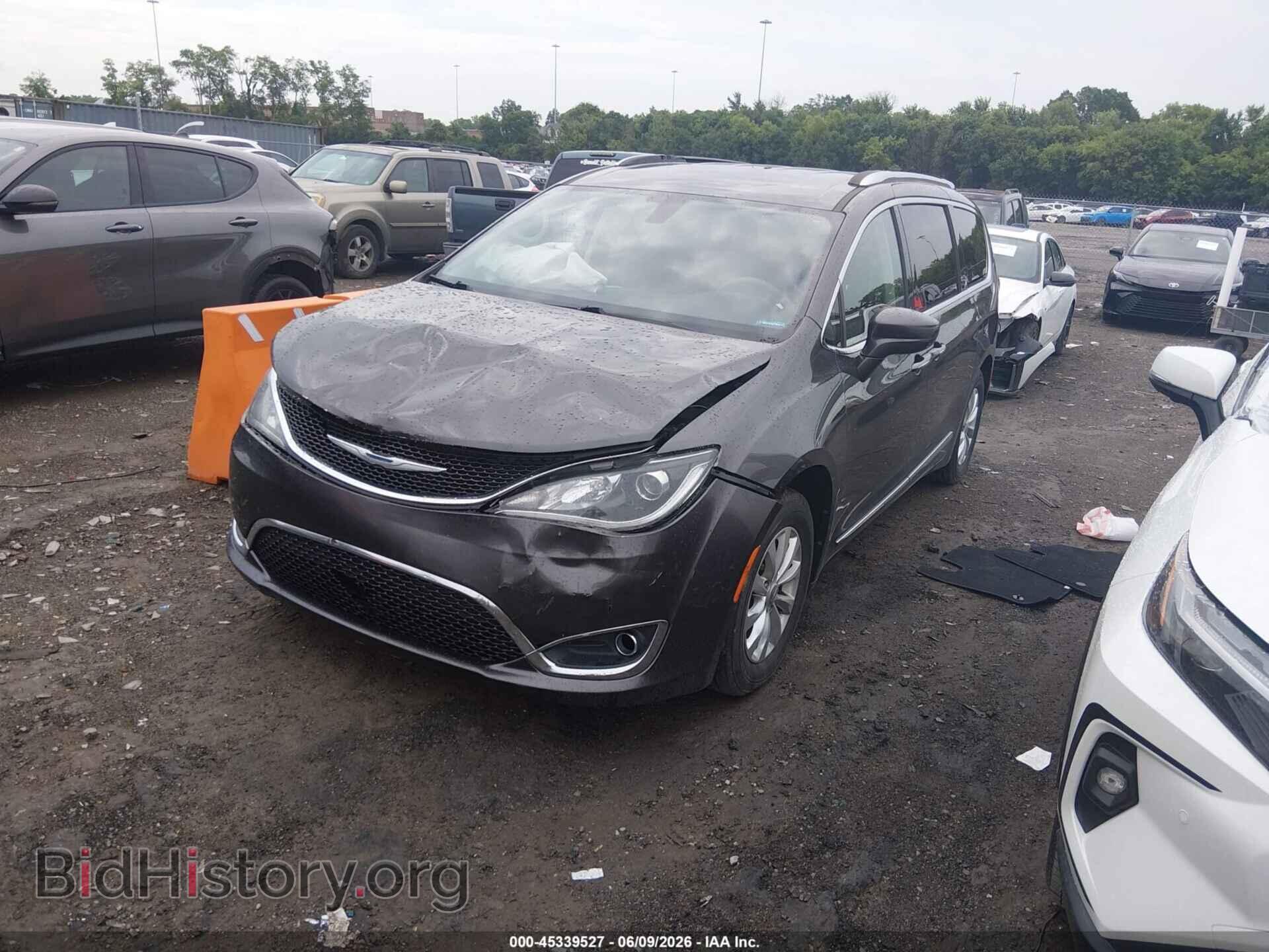 2018 CHRYSLER PACIFICA - VIN: 2C4RC1BG6JR204033 - Фото 2