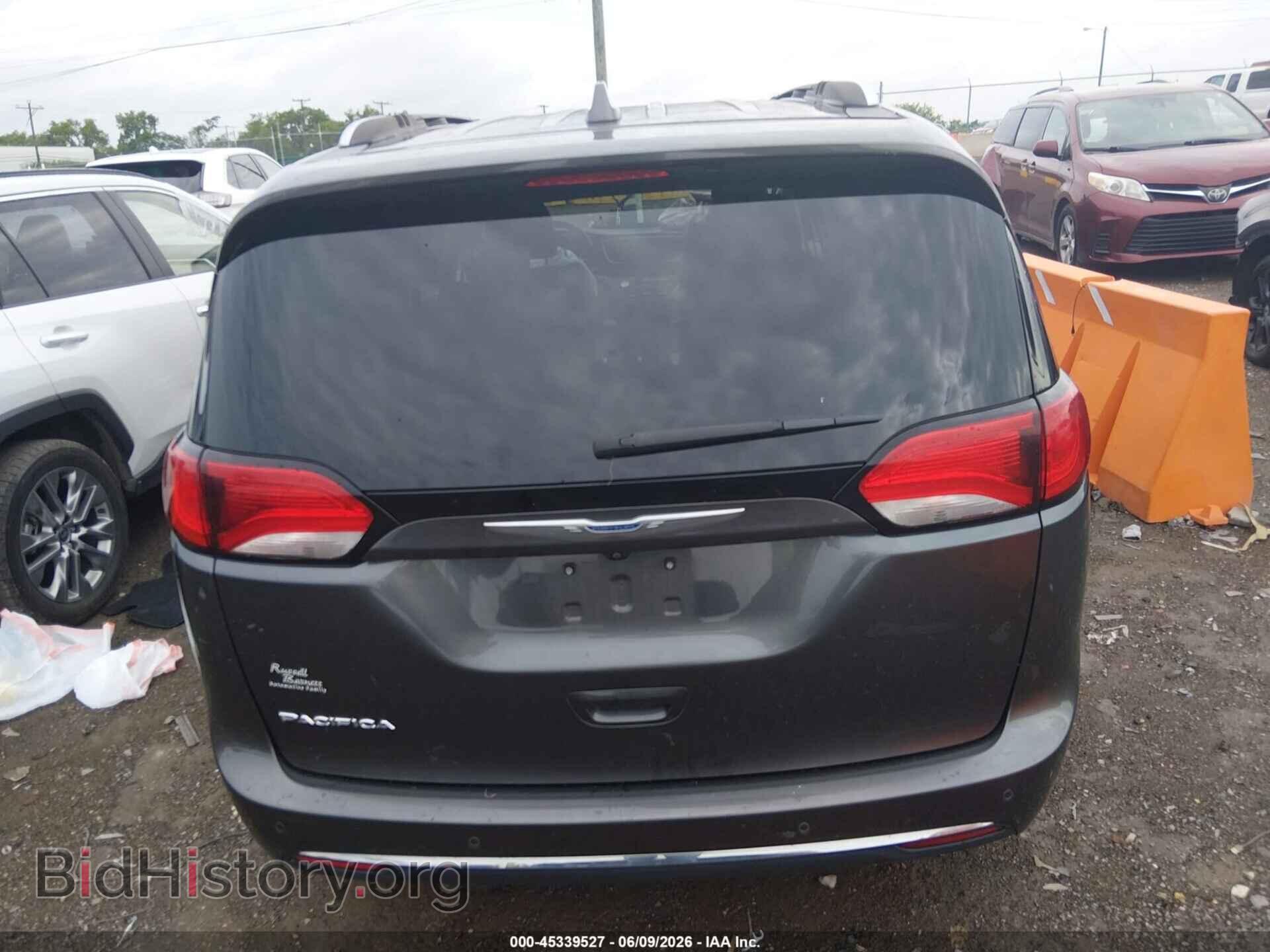 2018 CHRYSLER PACIFICA - VIN: 2C4RC1BG6JR204033 - Фото 16