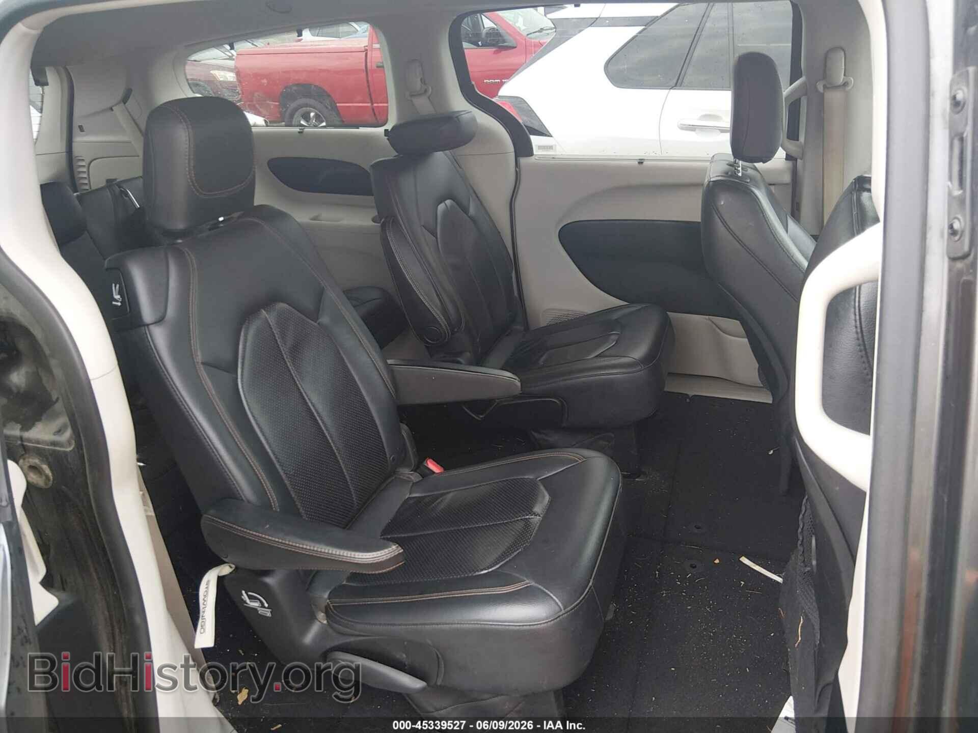 2018 CHRYSLER PACIFICA - VIN: 2C4RC1BG6JR204033 - Фото 8