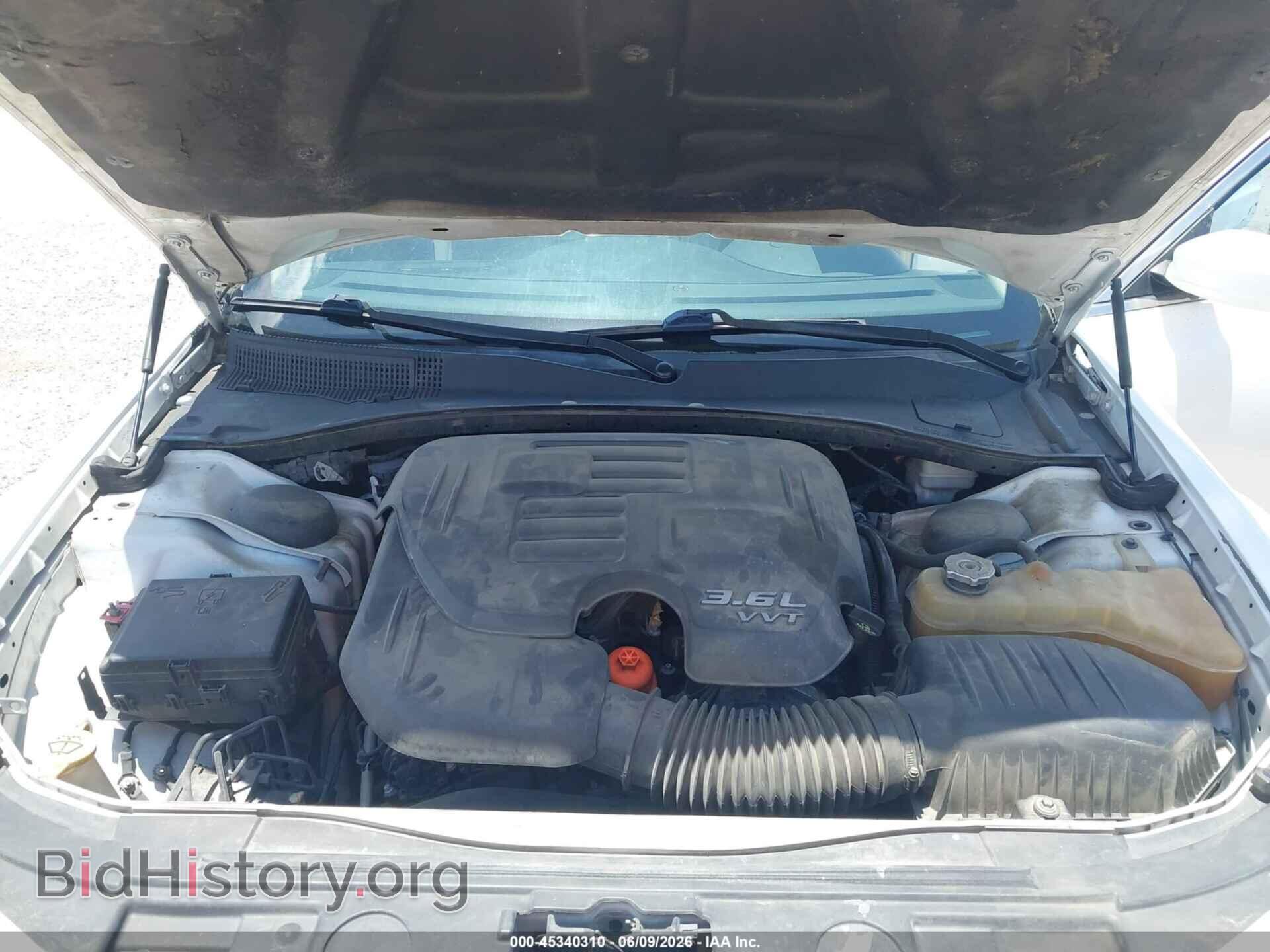 2012 CHRYSLER 300 - VIN: 2C3CCAAG4CH312672 - Photo 10