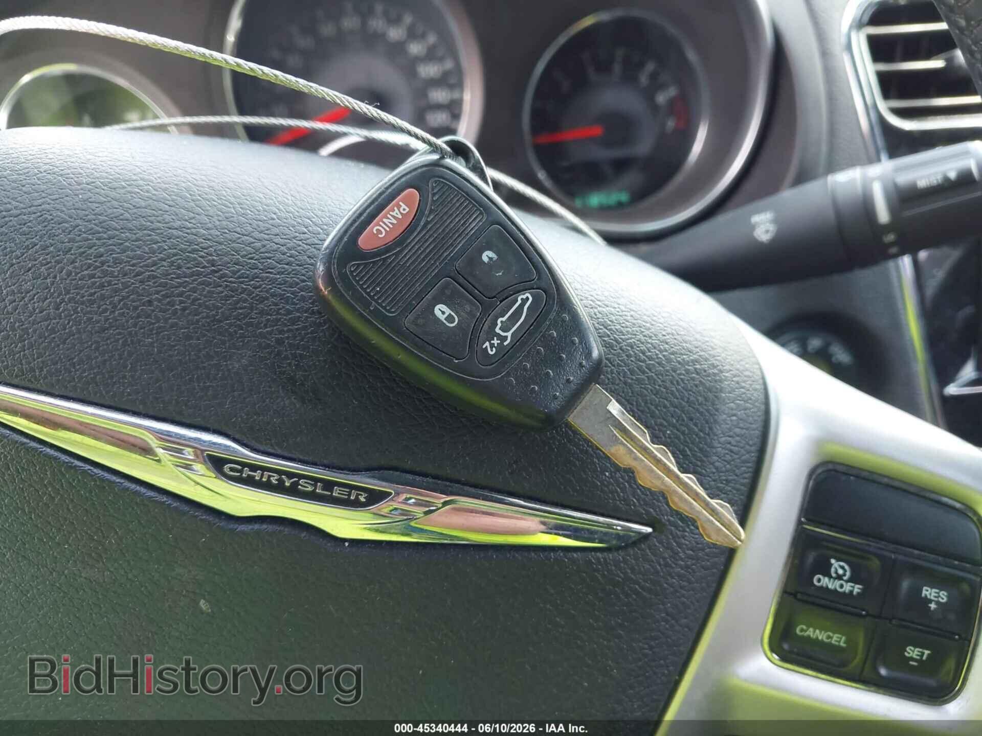 2013 CHRYSLER 200 - VIN: 1C3CCBBB8DN580061 - Photo 11