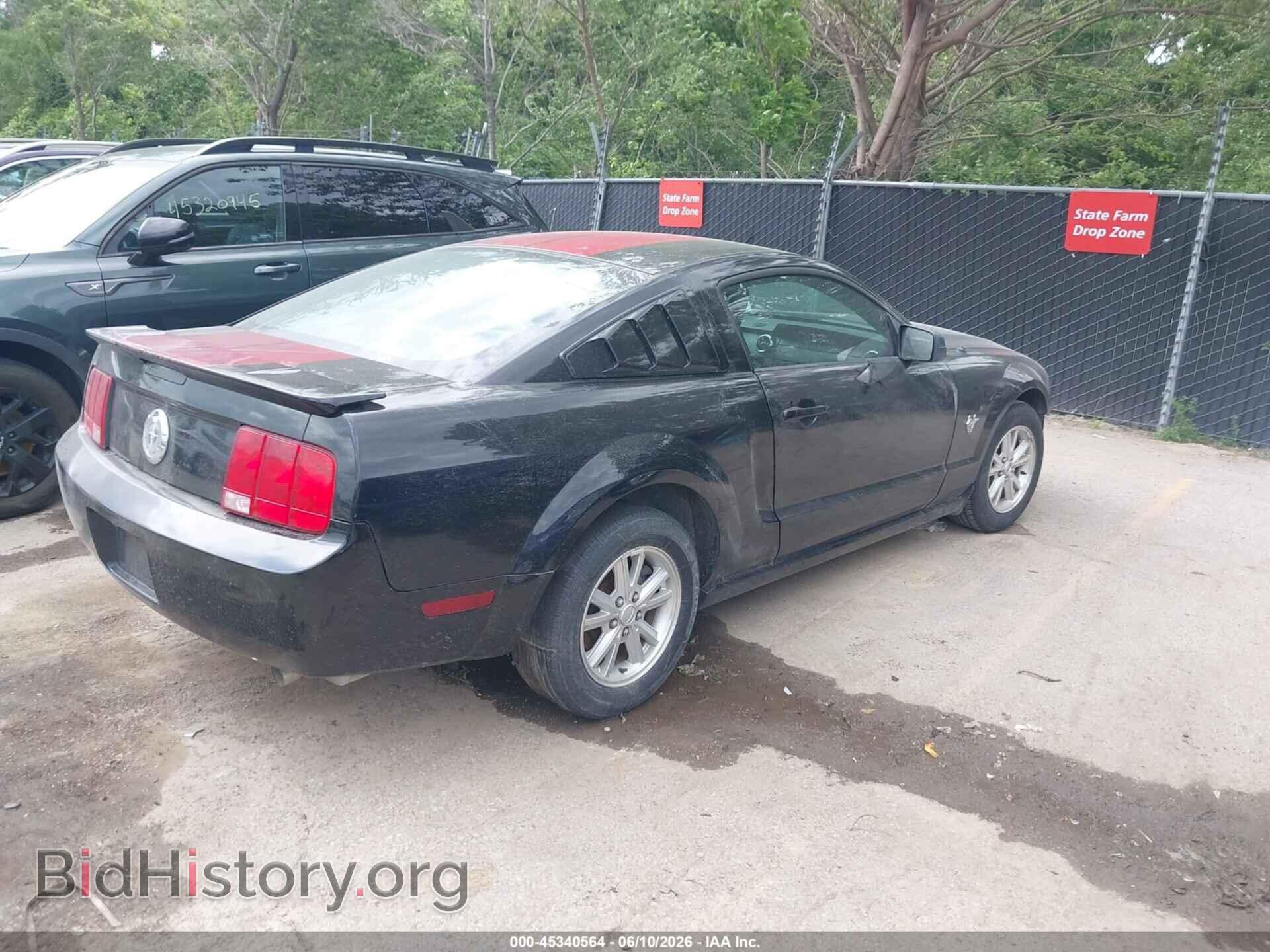 2009 FORD MUSTANG - VIN: 1ZVHT80N195102456 - Фото 4