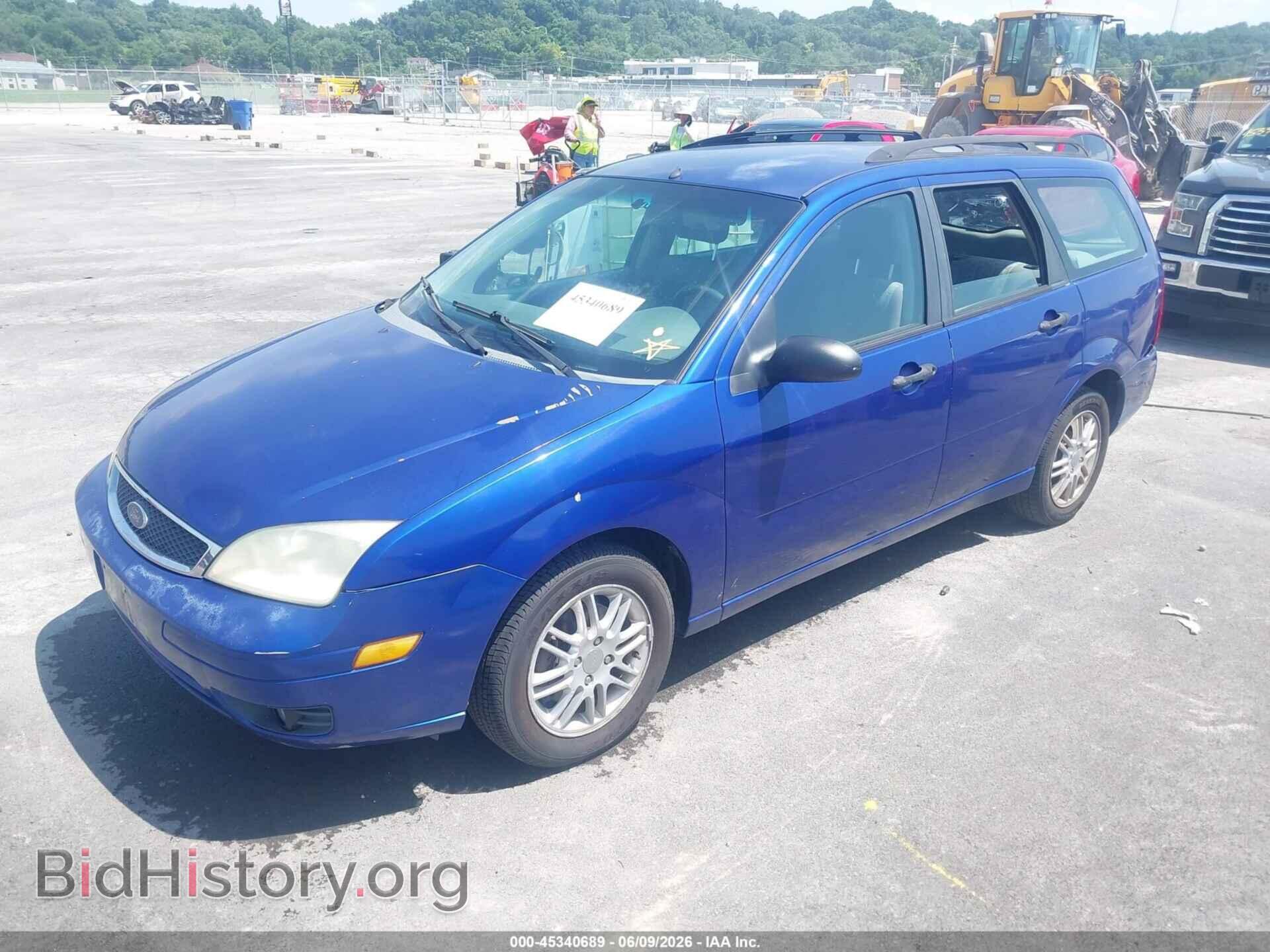 2005 FORD FOCUS - VIN: 1FAFP36NX5W215518 - Фото 2