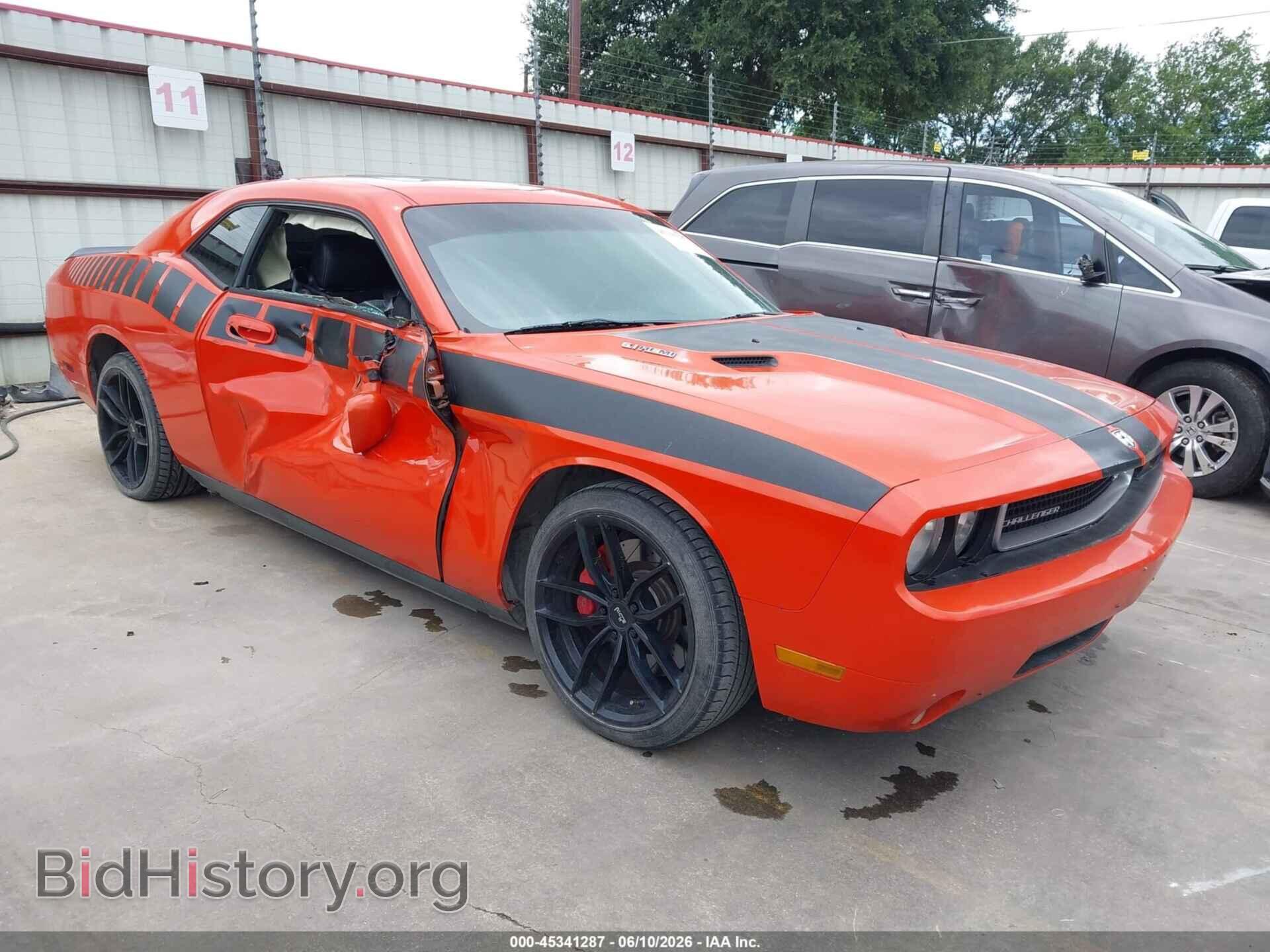 Photo 2B3LJ74W08H290329 - DODGE CHALLENGER 2008