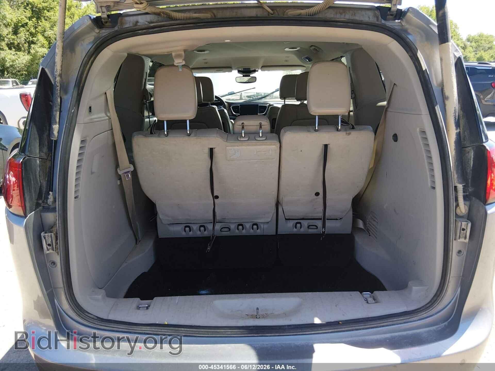 2019 CHRYSLER PACIFICA - VIN: 2C4RC1EG3KR576085 - Photo 17