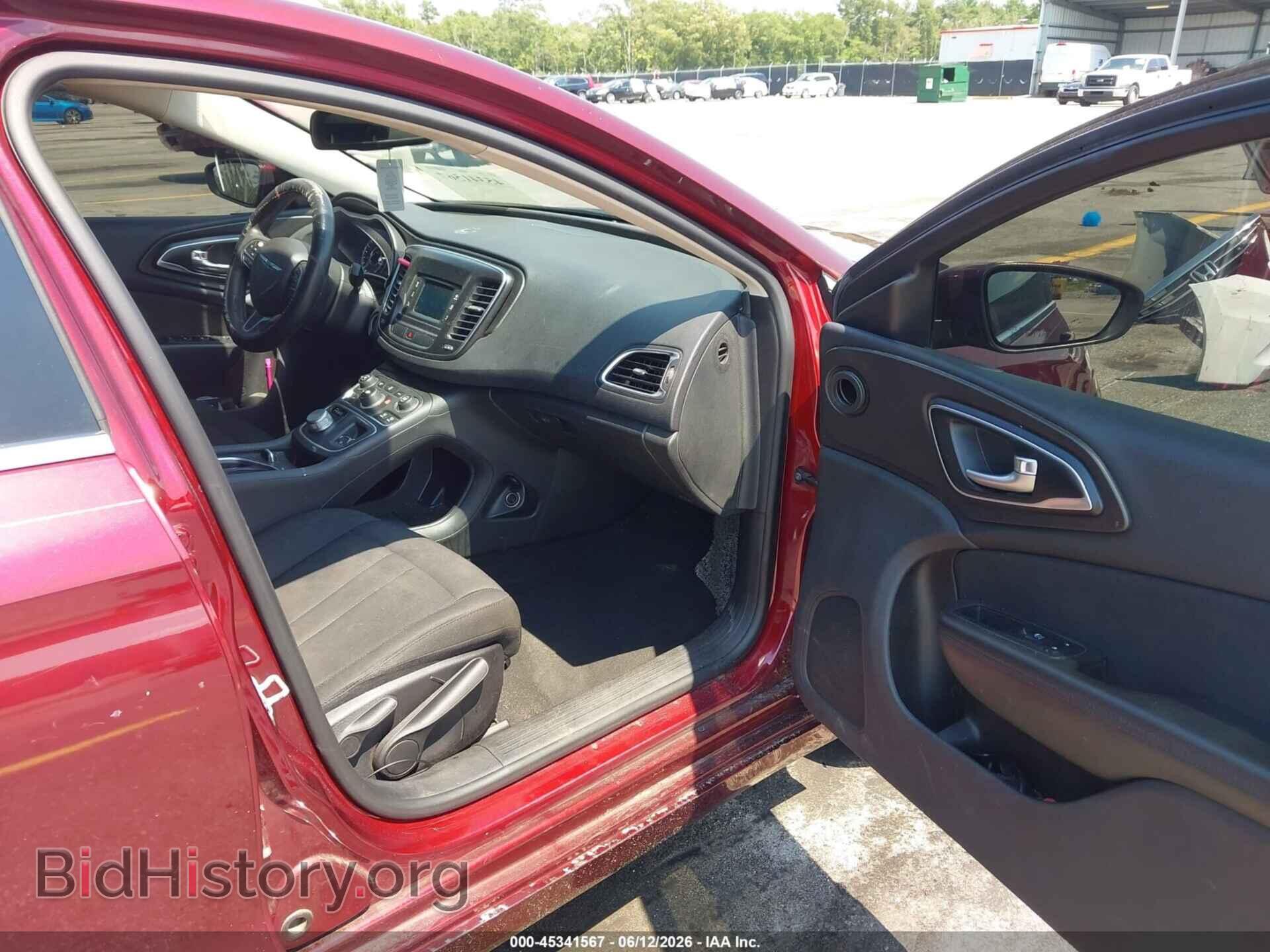 2016 CHRYSLER 200 - VIN: 1C3CCCAB9GN104011 - Фото 5